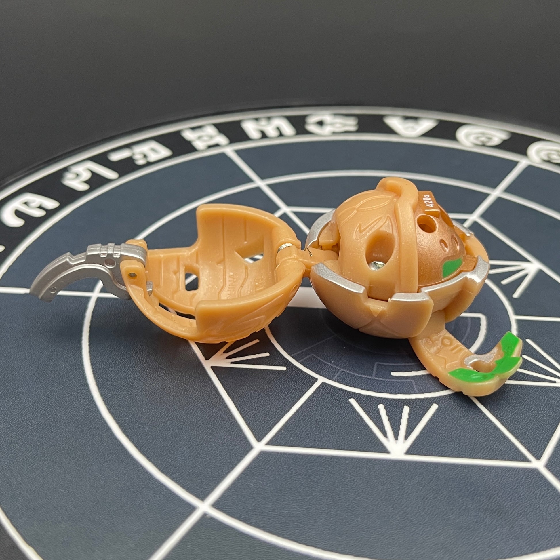 Subterra Stinglash B2 Ver.BakuFlip Bakugan Battle Brawlers