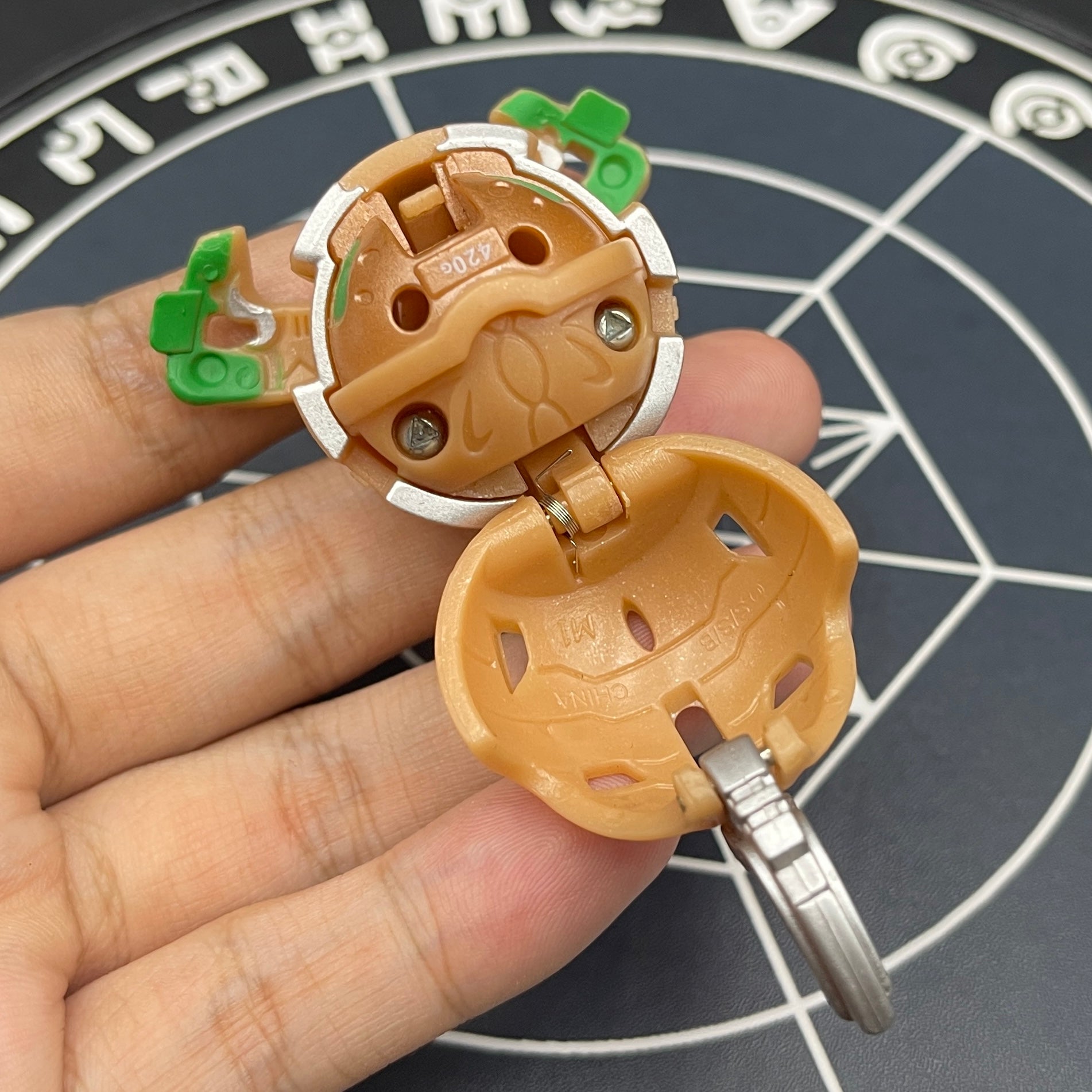 Subterra Stinglash B2 Ver.BakuFlip Bakugan Battle Brawlers