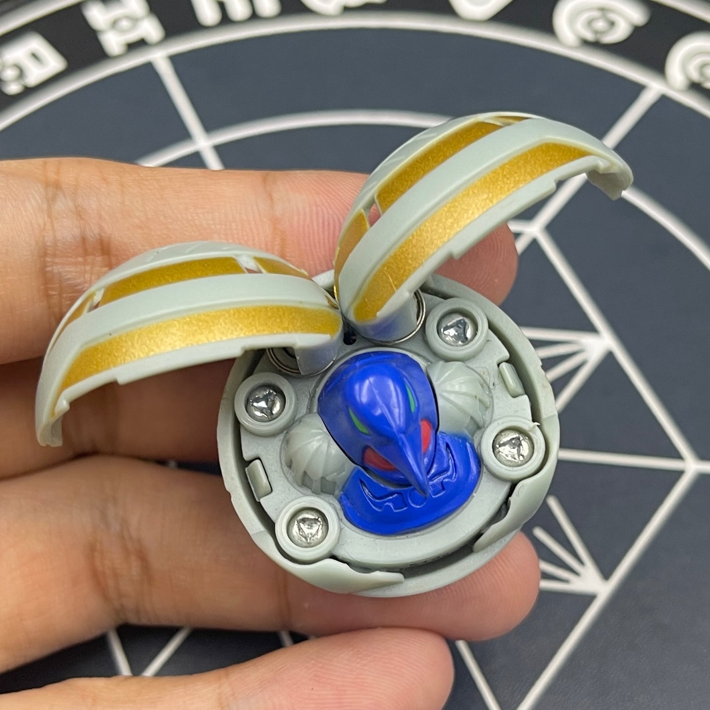 Haos Ravenoid B2 Bakugan Battle Brawlers