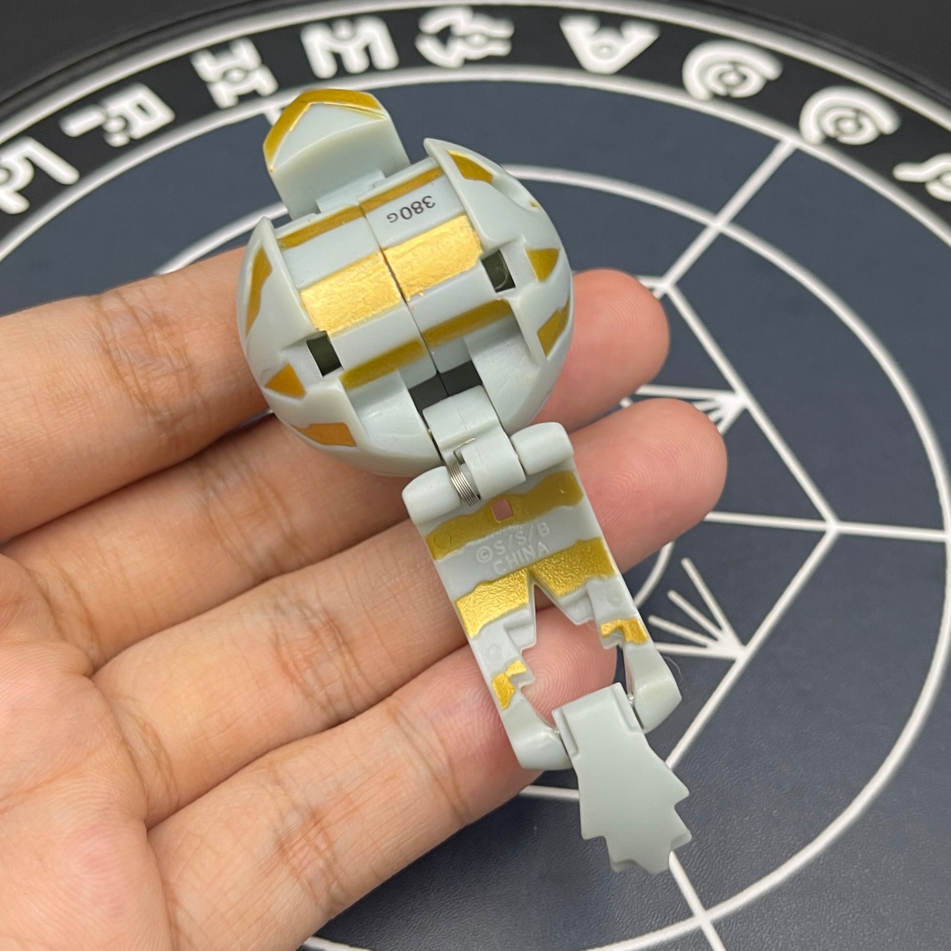 Haos Rattleoid B2 Bakugan Battle Brawlers