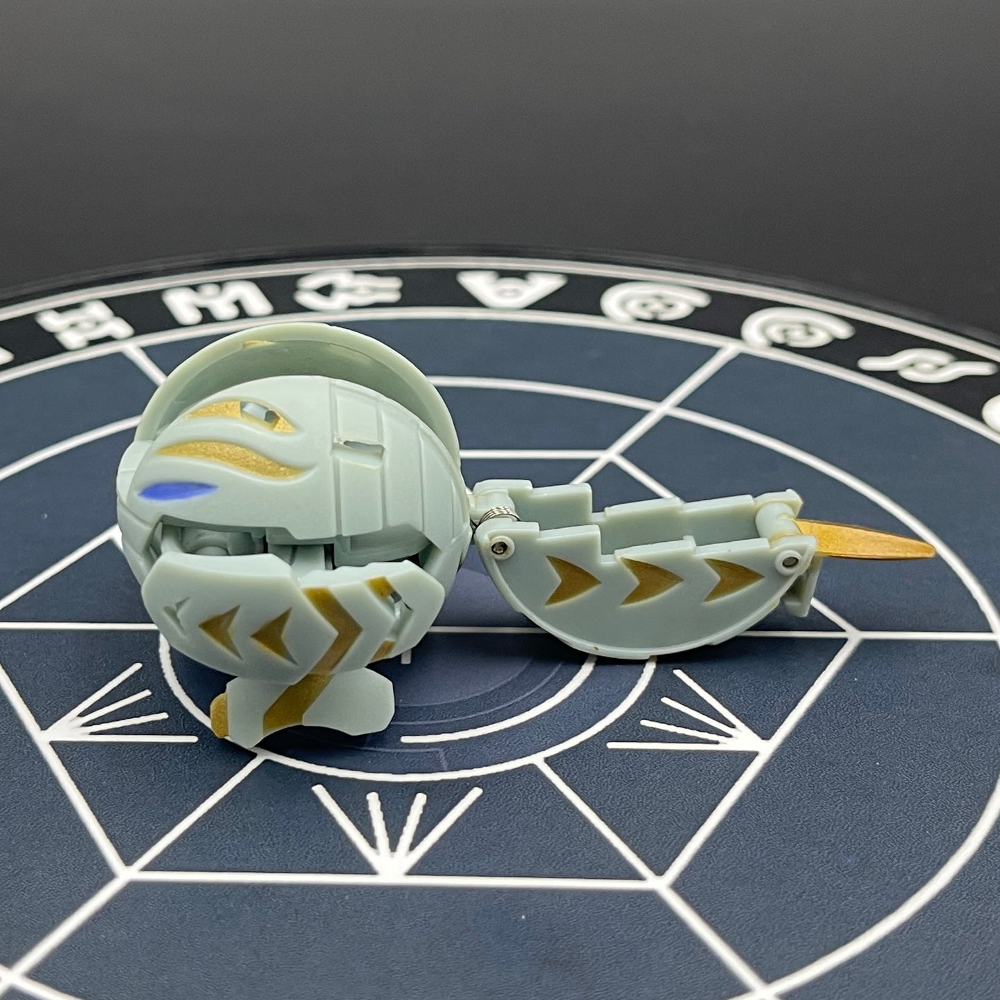 Haos Limulus B2 Bakugan Battle Brawlers