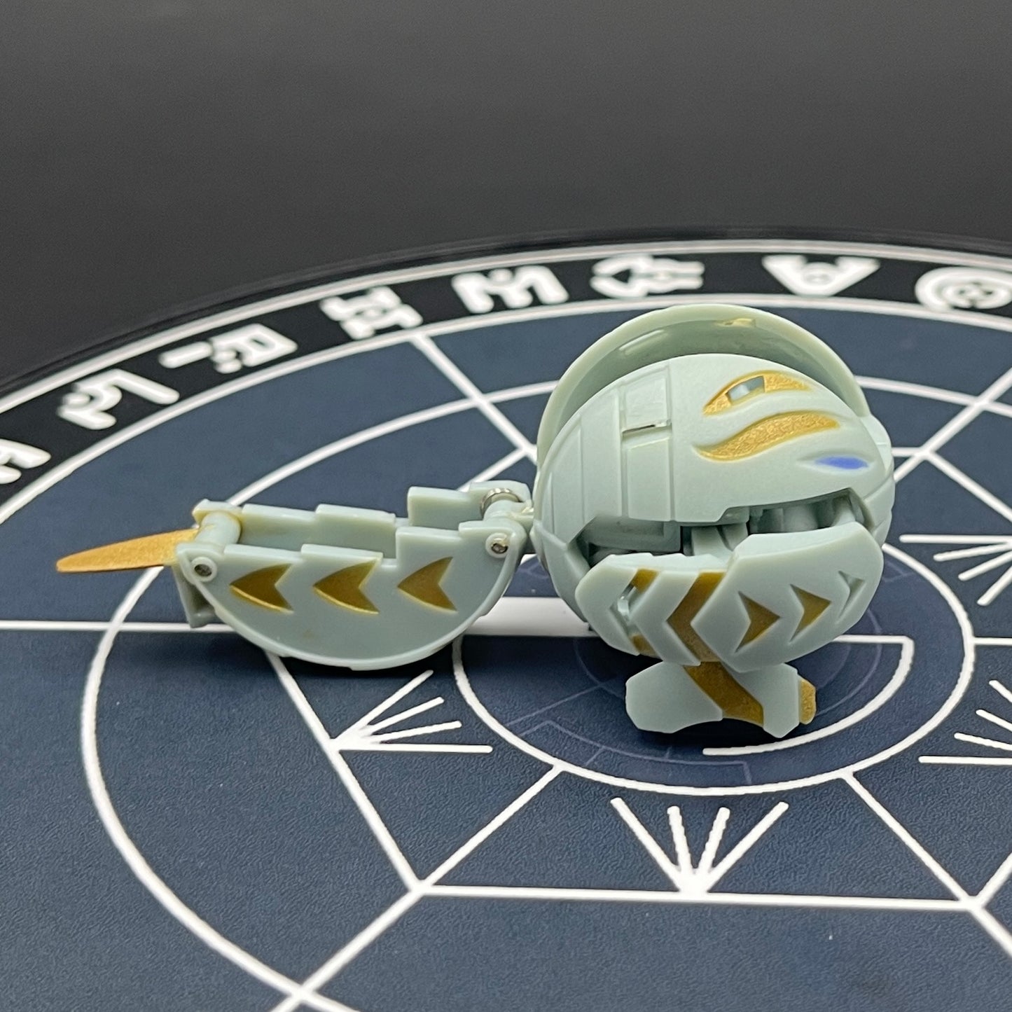Haos Limulus B2 Bakugan Battle Brawlers