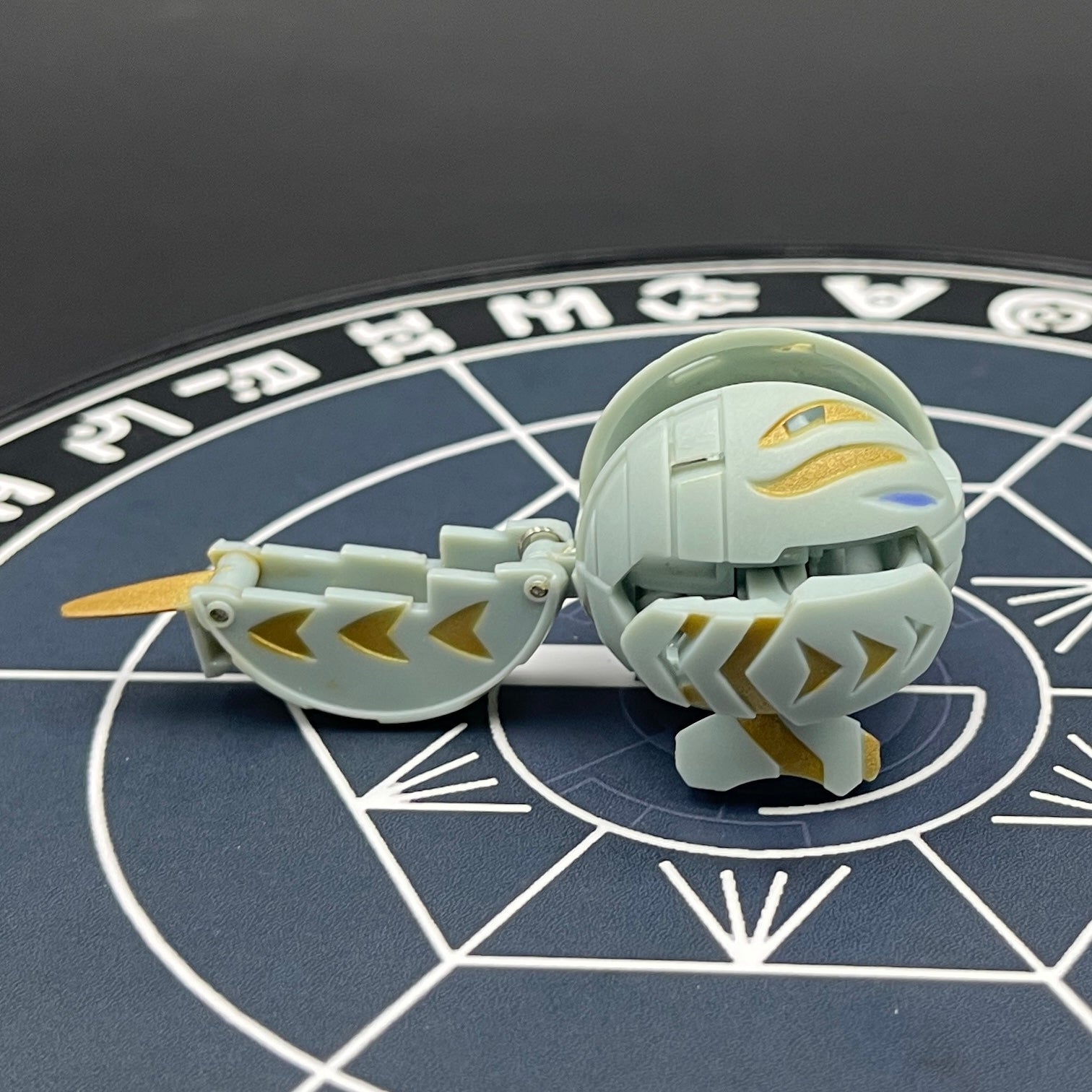 Haos Limulus B2 Bakugan Battle Brawlers