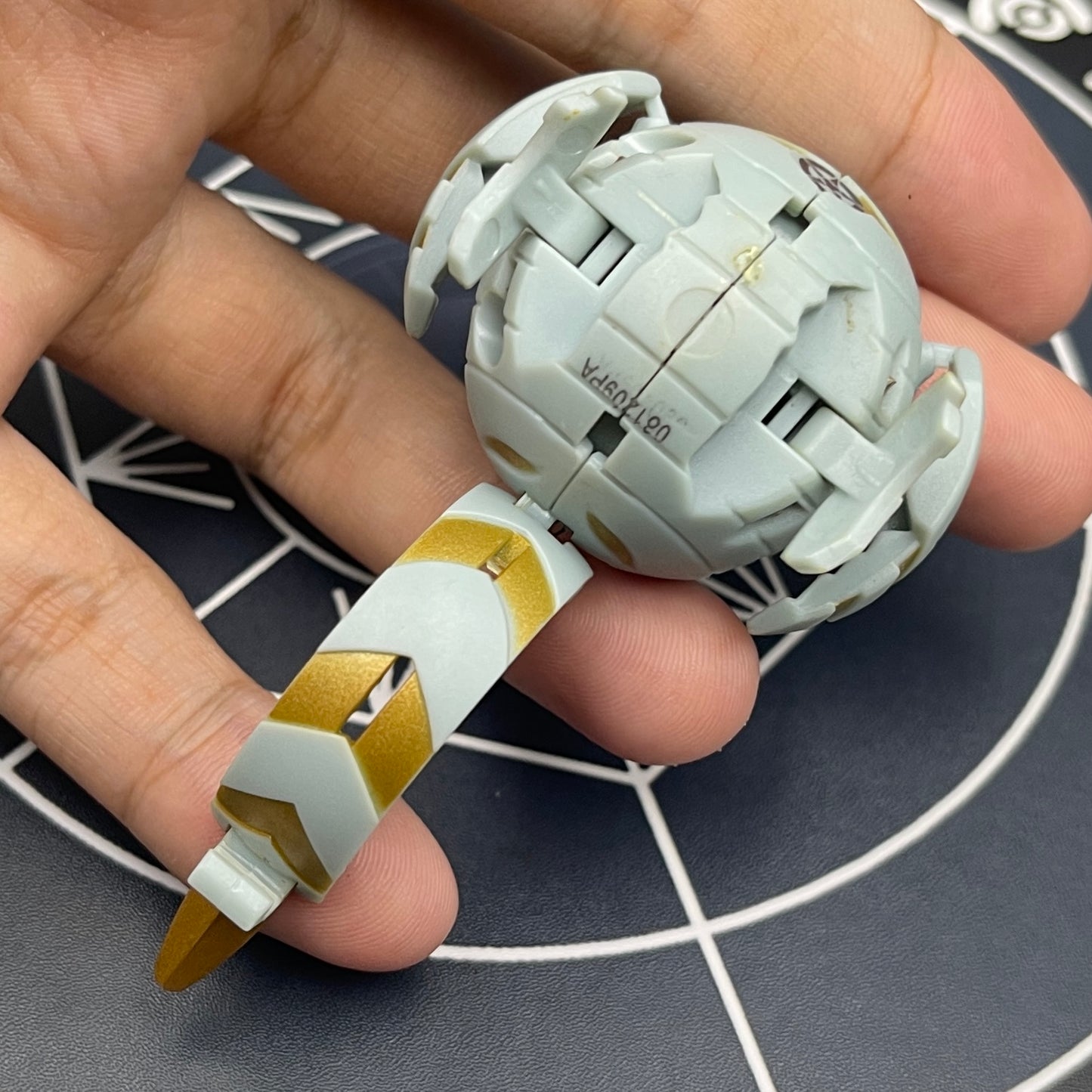 Haos Limulus B2 Bakugan Battle Brawlers