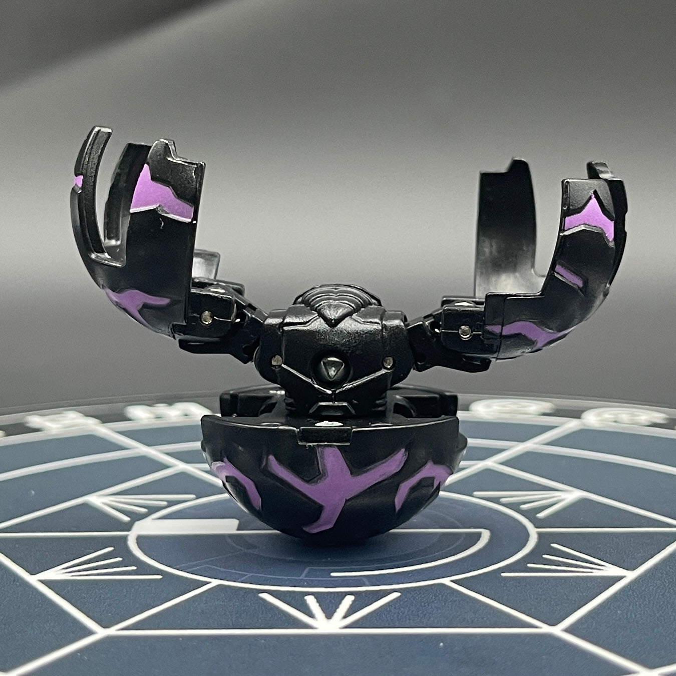 Darkus Fear Ripper B2 Bakugan Battle Brawlers