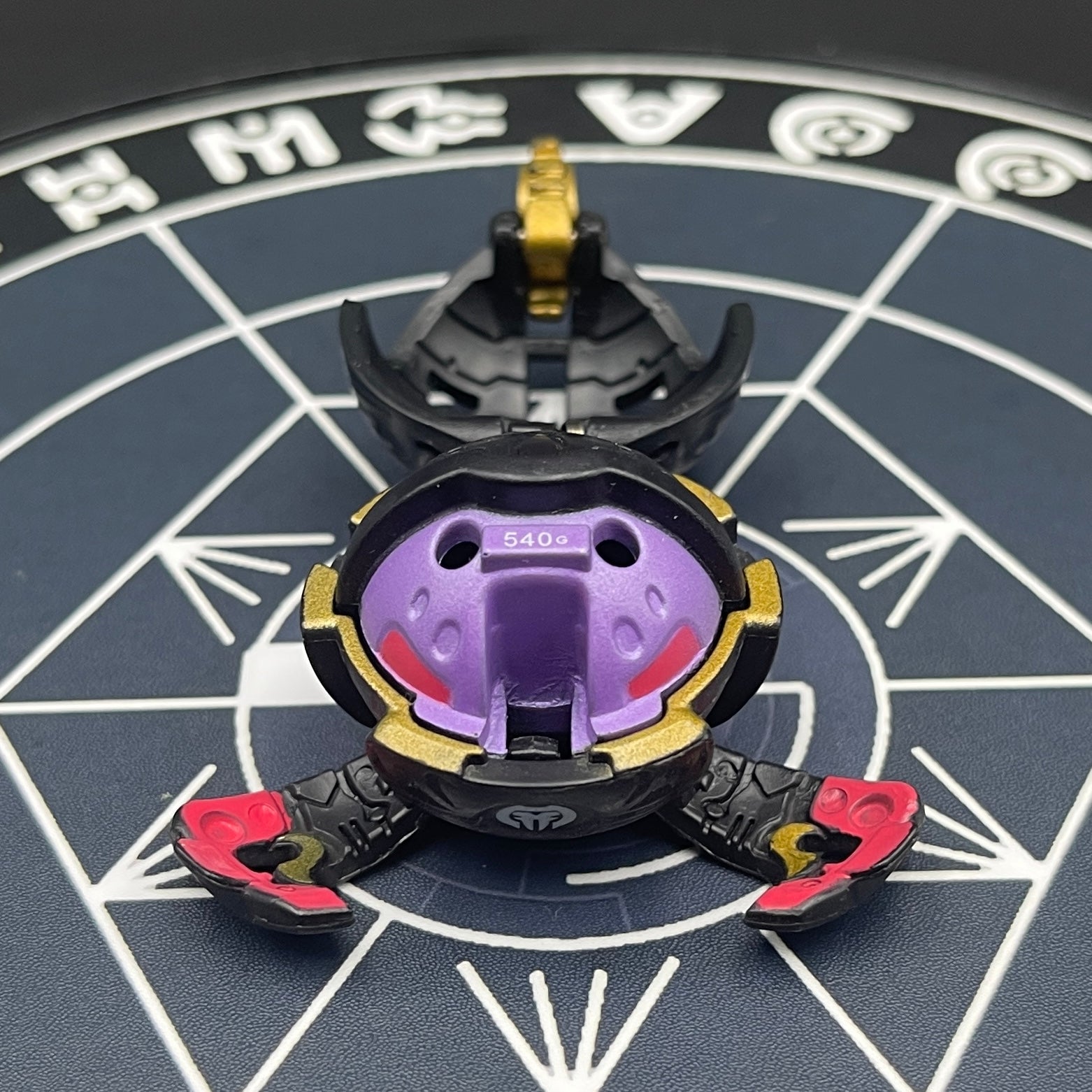 Darkus Stinglash B2 Bakugan Battle Brawlers