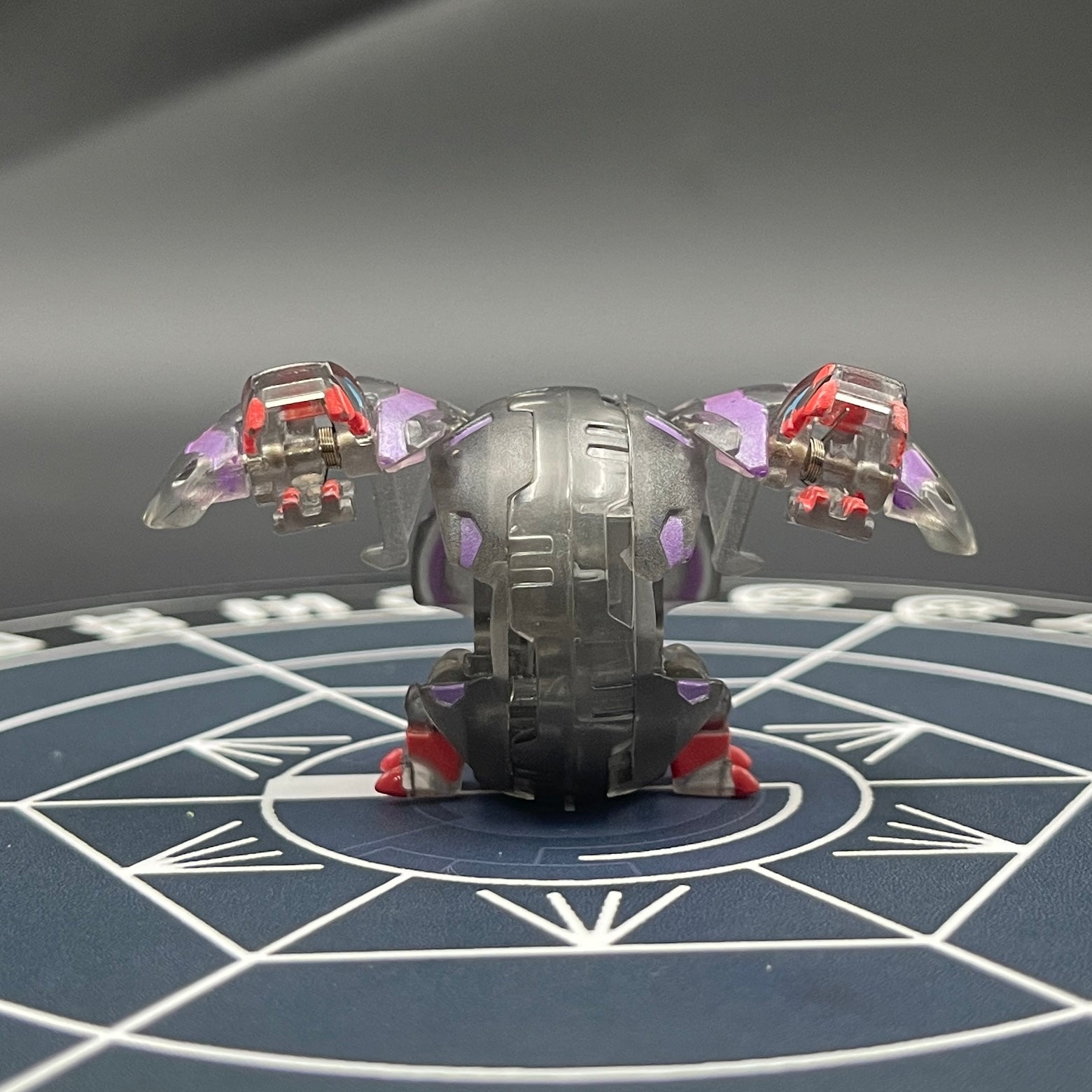 Darkus Dual Hydranoid B2 Translucent Bakugan Battle Brawlers