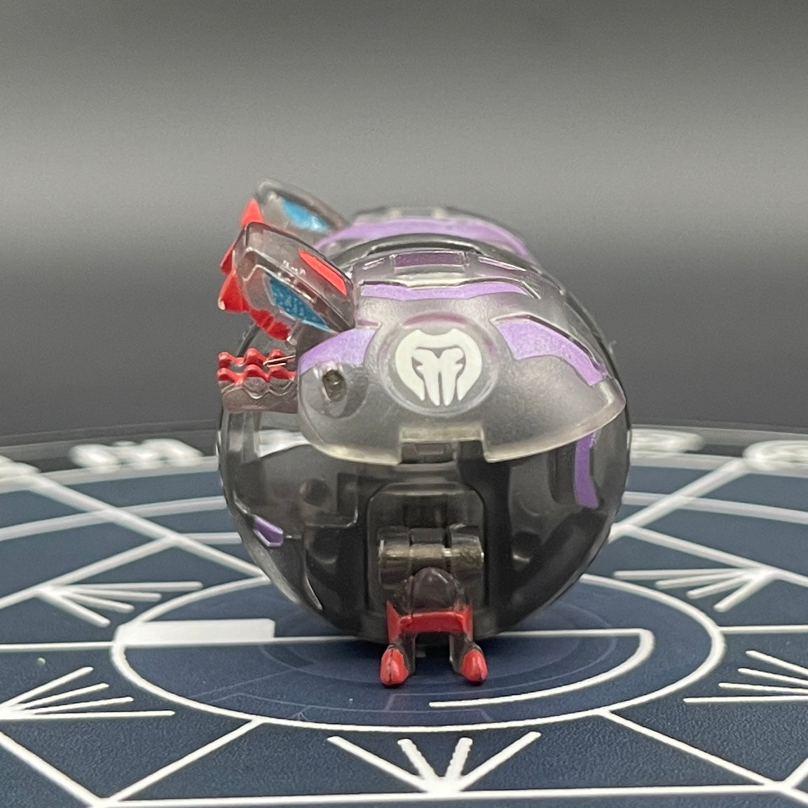 Darkus Dual Hydranoid B2 Translucent Bakugan Battle Brawlers