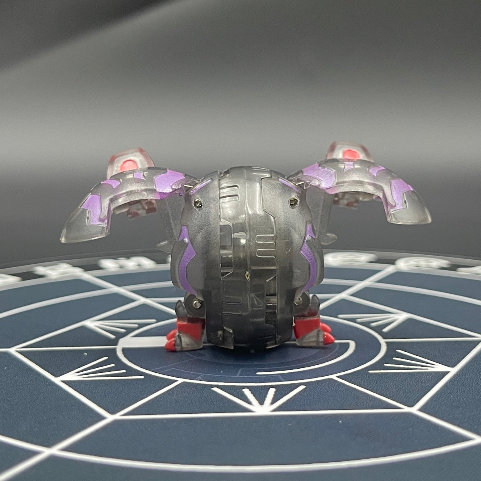 Darkus Dual Hydranoid B2 Translucent Bakugan Battle Brawlers