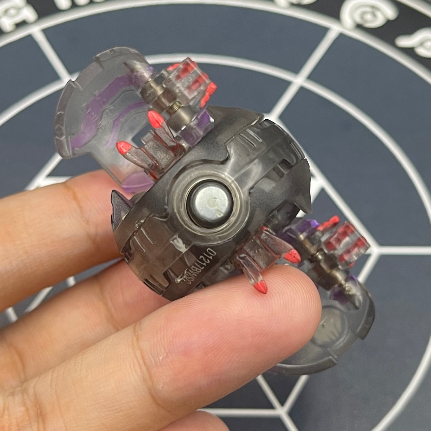 Darkus Dual Hydranoid B2 Translucent Bakugan Battle Brawlers