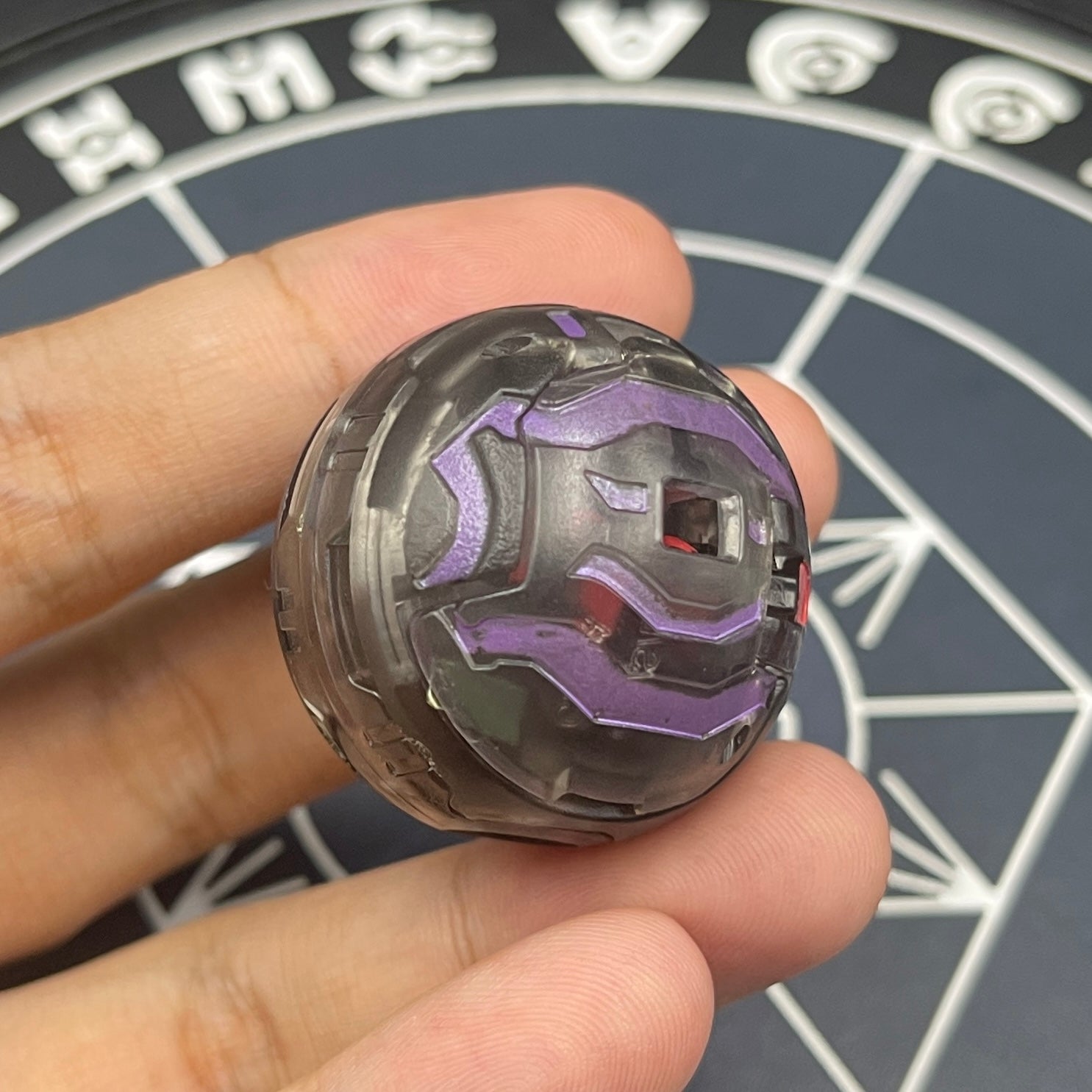 Darkus Dual Hydranoid B2 Translucent Bakugan Battle Brawlers