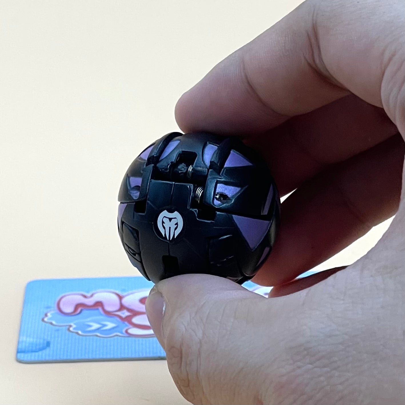 Bakugan Mantris B2 Darkus - Toy Bakugan Battle Brawlers