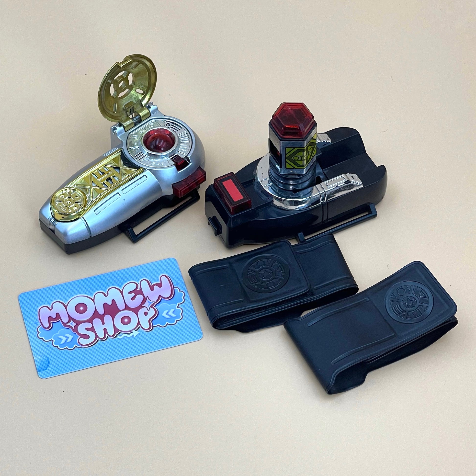 DX Power Brace  & Zeonizers Morpher from Power Rangers Zeo also known as DX Change from Super Sentai Ohranger 1995, vintage DX Morpher roleplay collectible for Zeo Rangers fans.