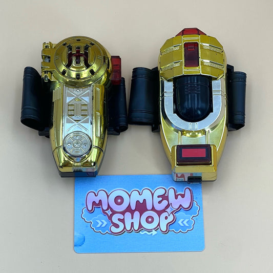 DX King Brace  & Gold Zeonizers Morpher from Power Rangers Zeo also known as DX Change from Super Sentai Ohranger 1995, vintage DX Morpher roleplay collectible for Gold Zeo Ranger fans.