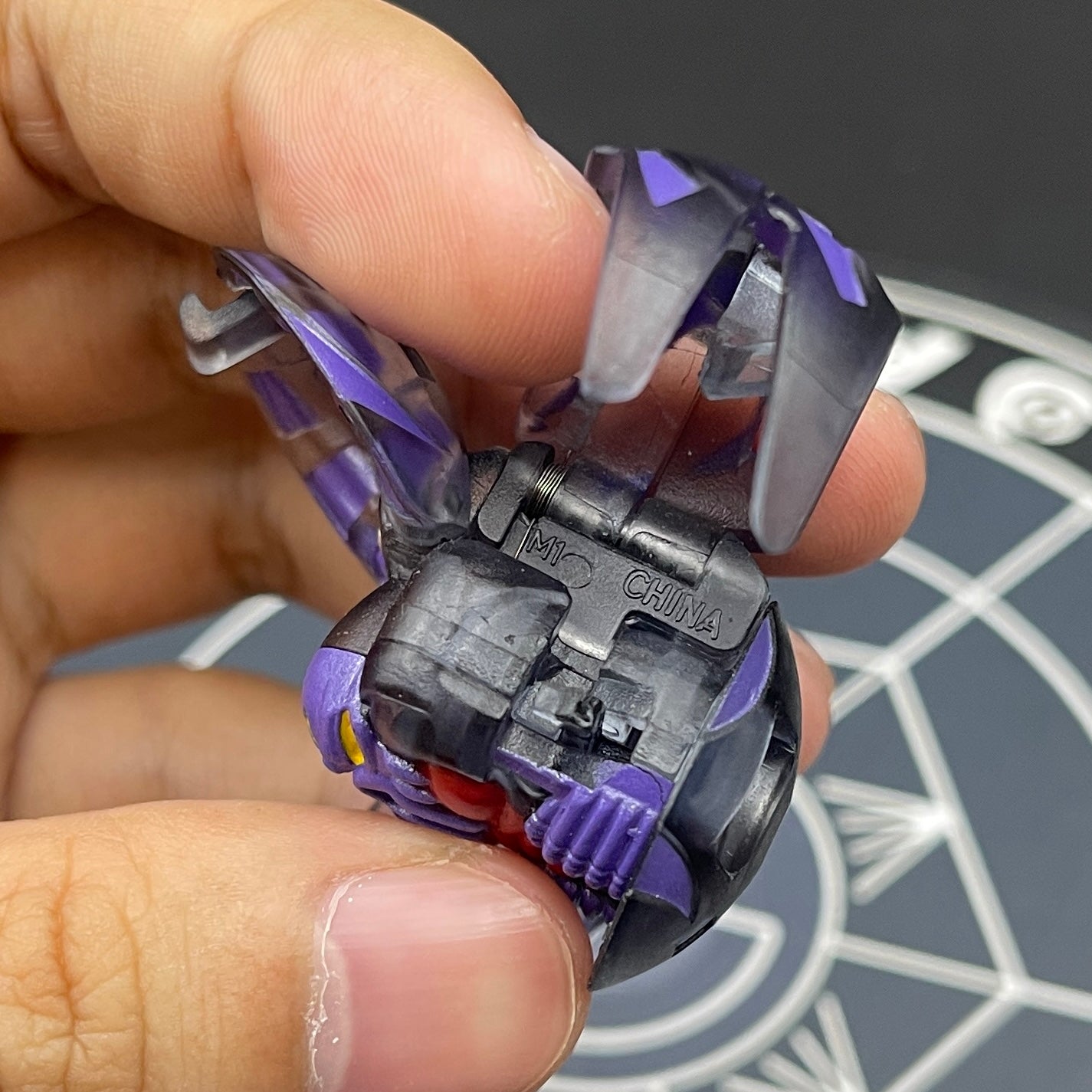 Darkus Reaper B2 Translucent Bakugan Battle Brawlers