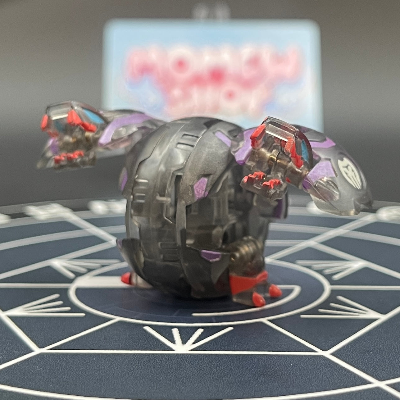 Darkus Dual Hydranoid B2 Translucent Bakugan Battle Brawlers
