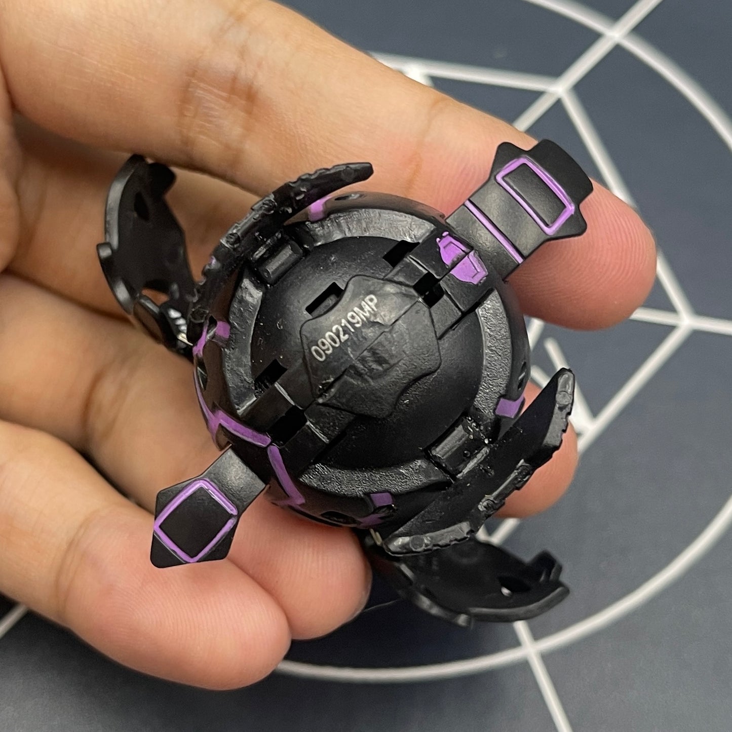 Darkus Tuskor B2 Bakugan Battle Brawlers