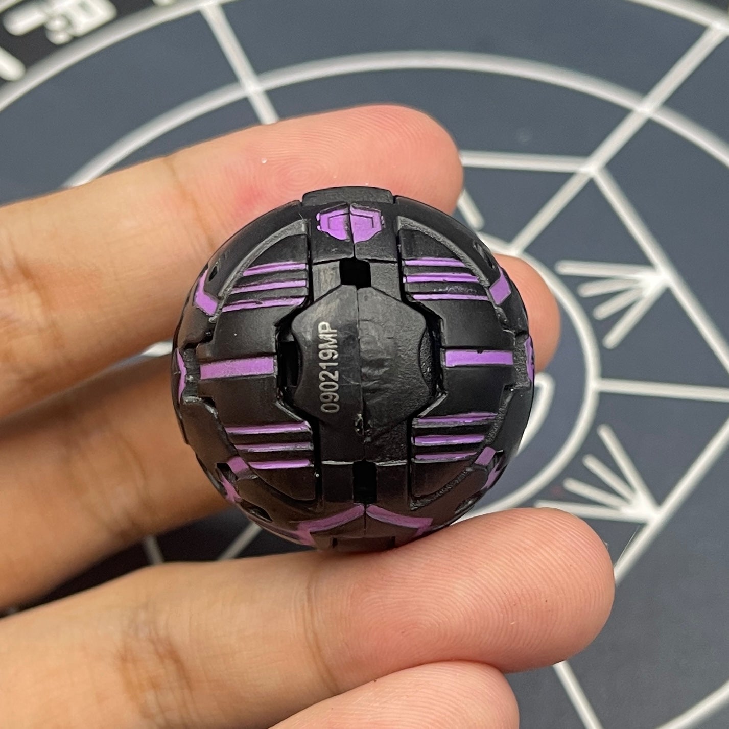 Darkus Tuskor B2 Bakugan Battle Brawlers