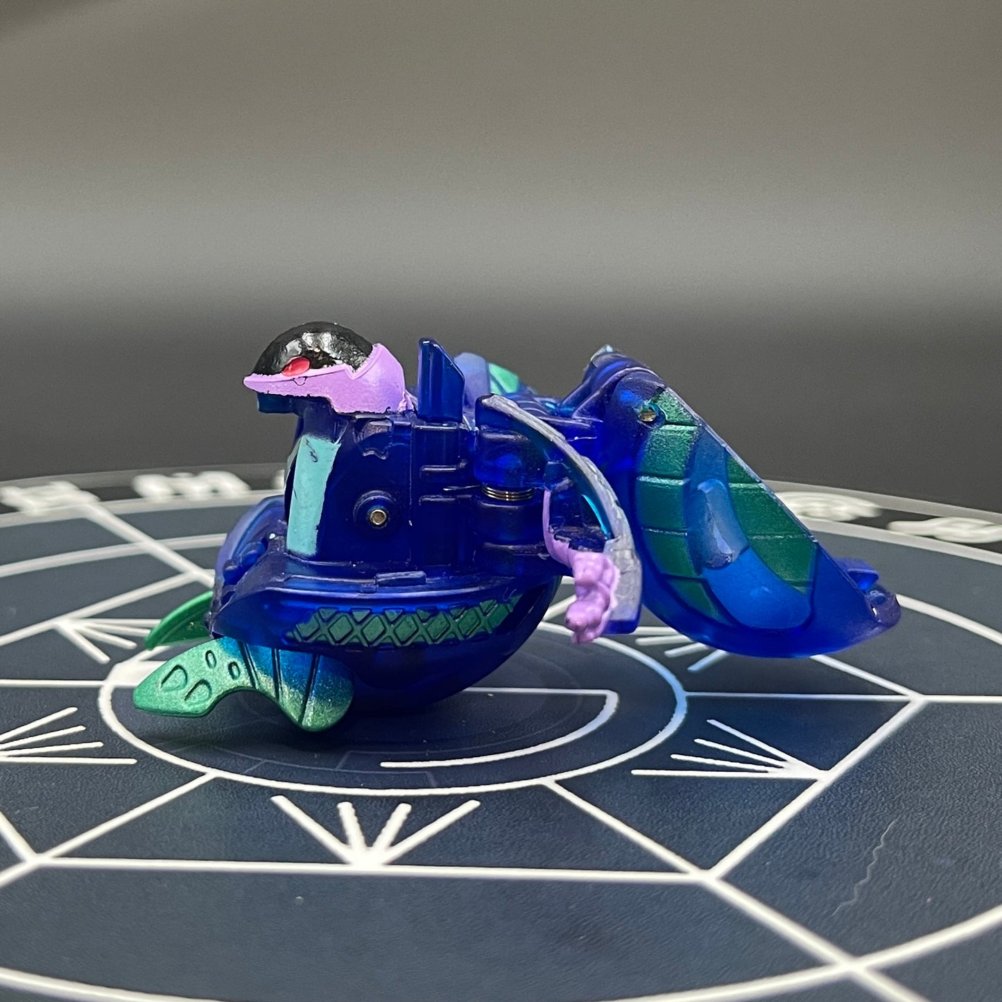 Aquos Preyas B2 Translucent Bakugan Battle Brawlers