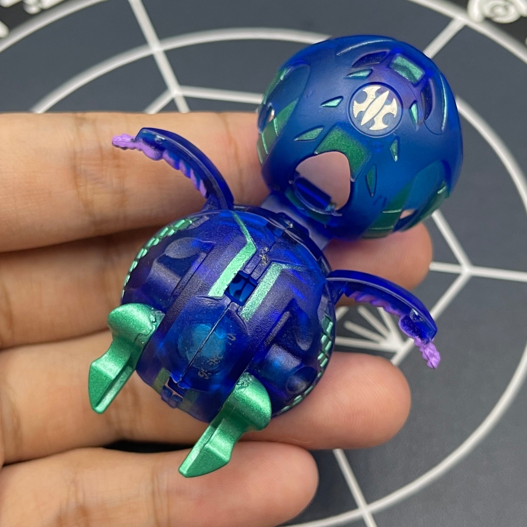 Aquos Preyas B2 Translucent Bakugan Battle Brawlers