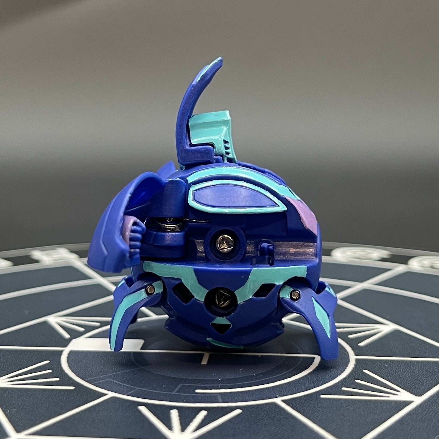Aquos Siege B2 Ver. Anime Bakugan Battle Brawlers