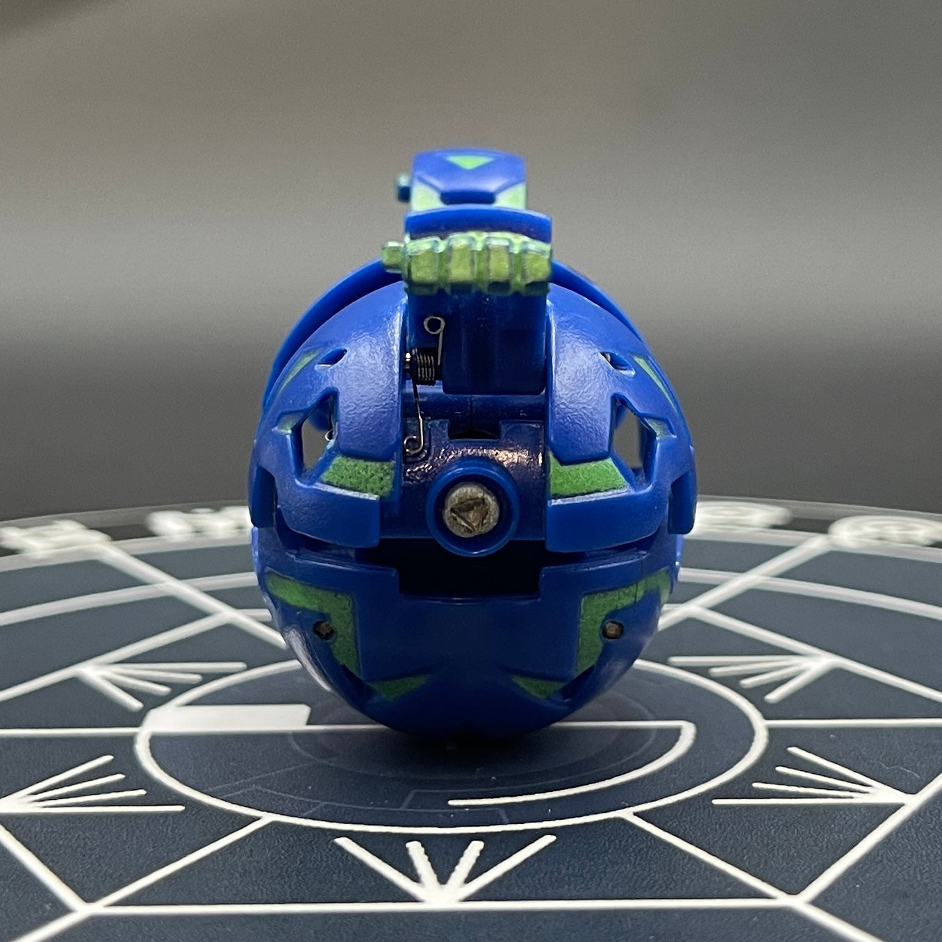 Aquos Robotallion B2 Bakugan Battle Brawlers