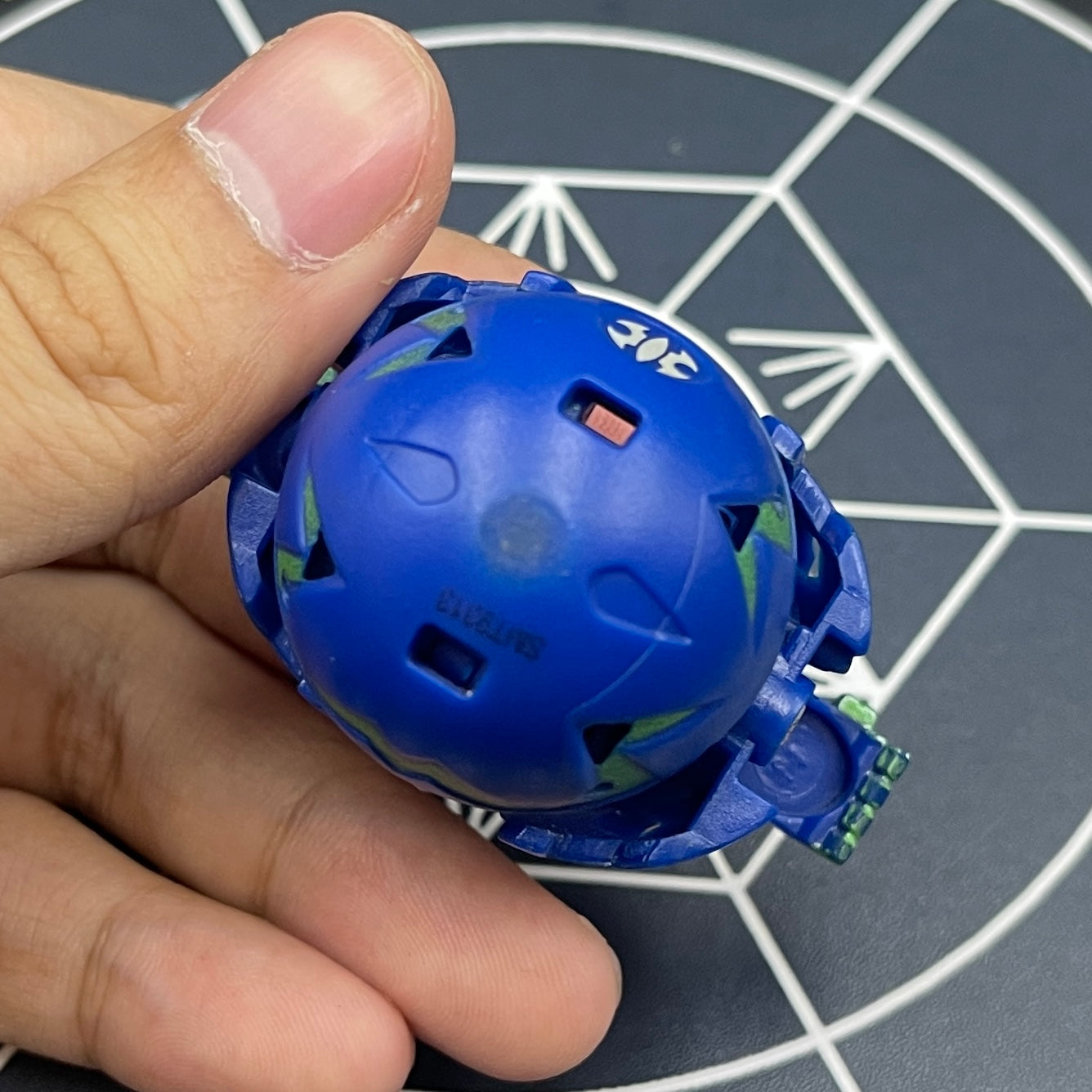 Aquos Robotallion B2 Bakugan Battle Brawlers