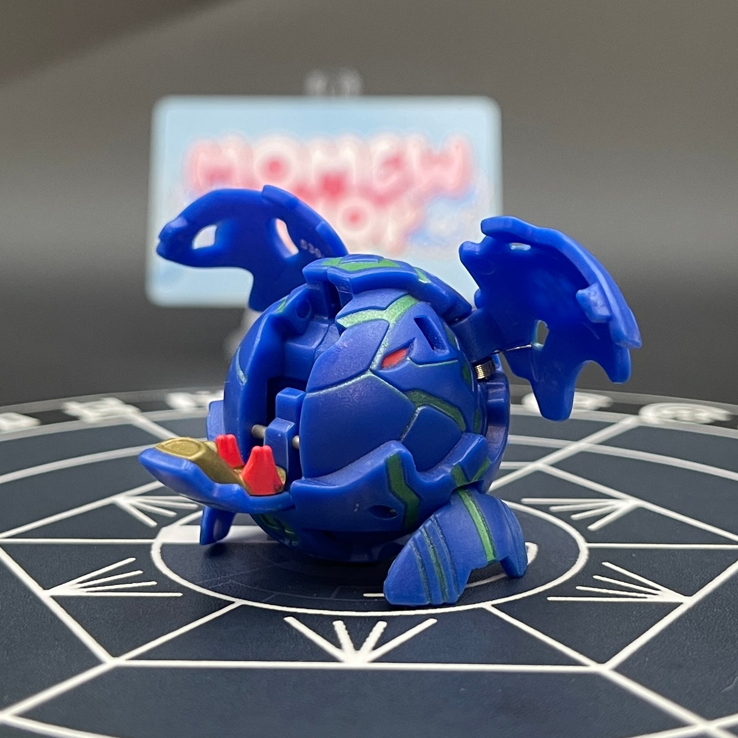 Aquos Tuskor B2 Bakugan Battle Brawlers