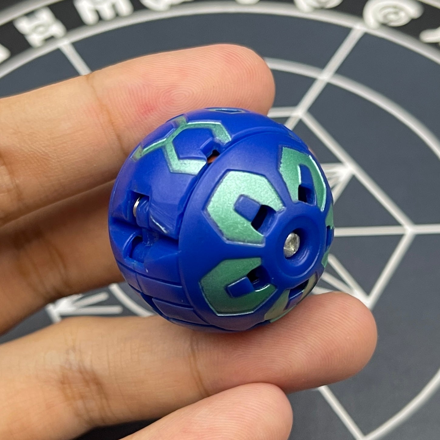 Aquos Serpenoid B2 Bakugan Battle Brawlers