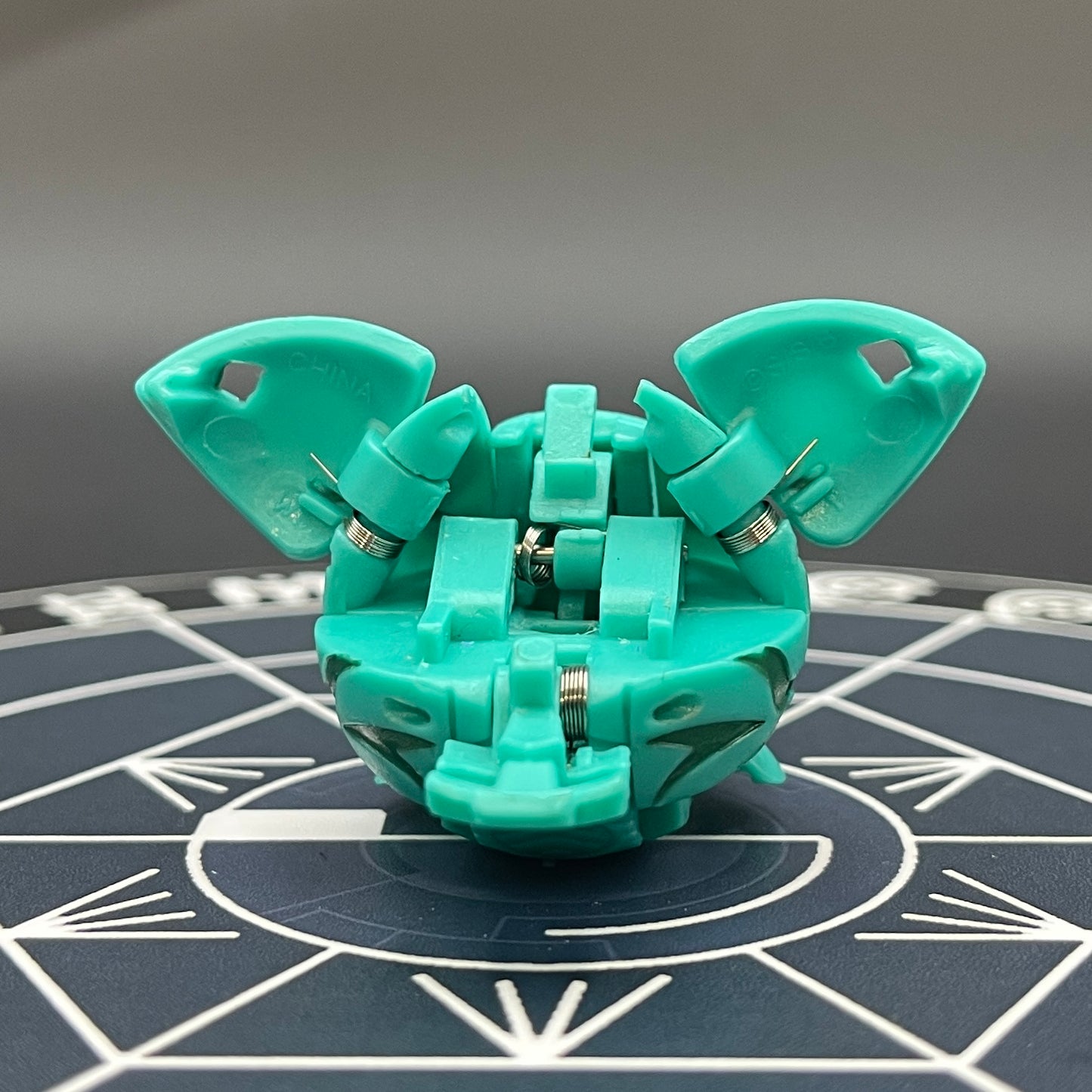 Ventus Skyress B2 Bakugan Battle Brawlers