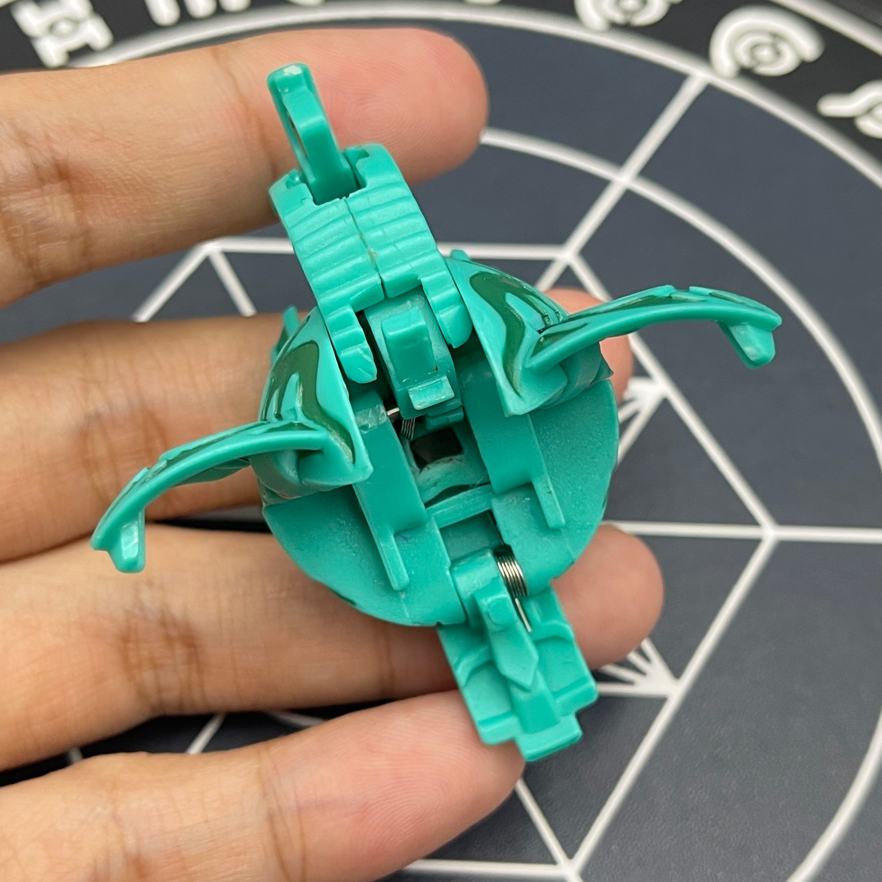 Ventus Skyress B2 Bakugan Battle Brawlers