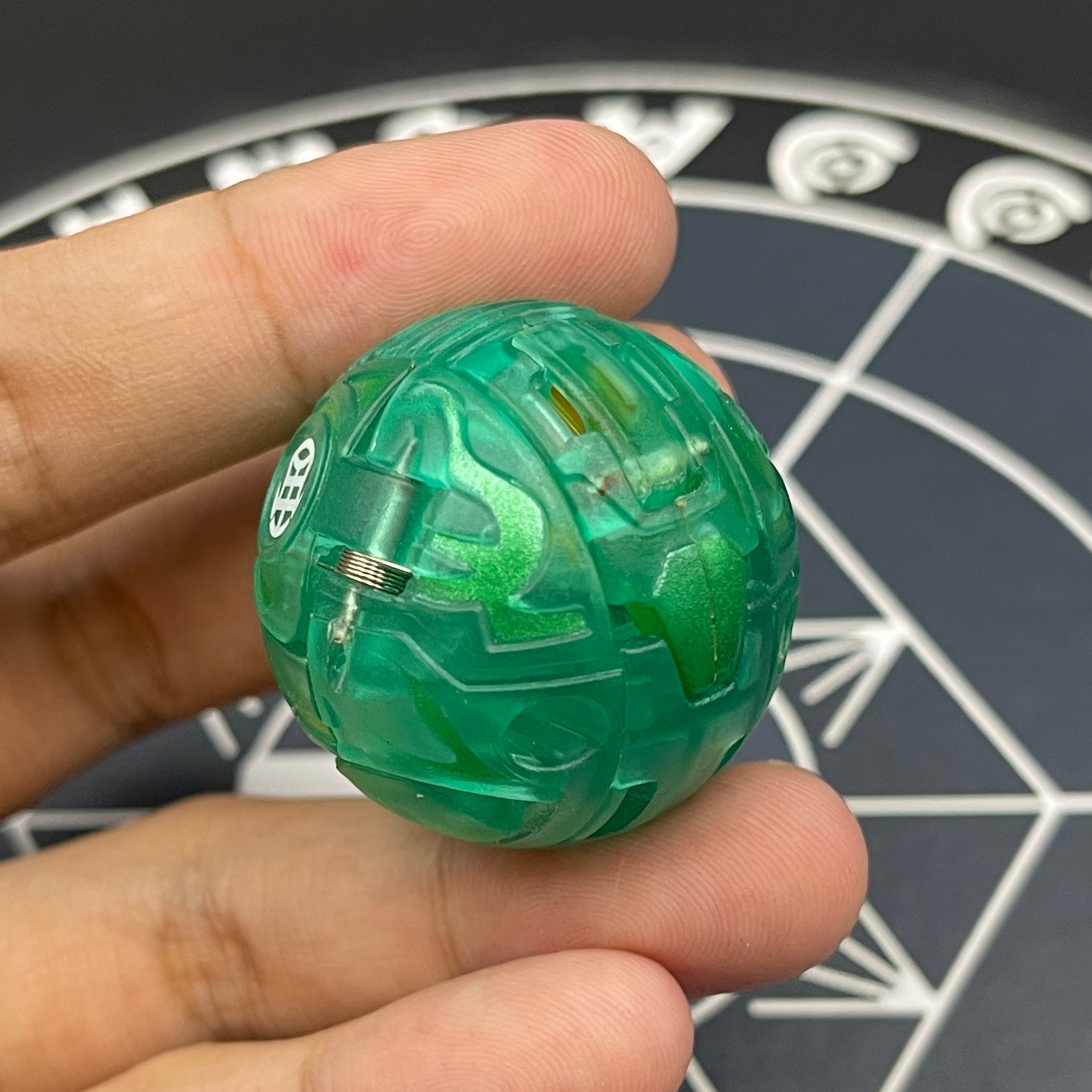 Ventus Skyress B2 Translucent Bakugan Battle Brawlers