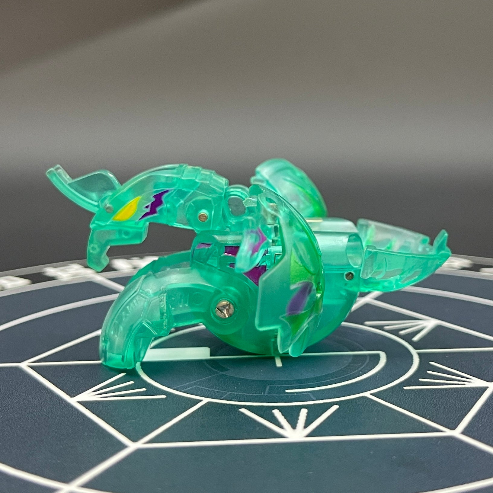Ventus Storm Skyress B2 Translucent Bakugan Battle Brawlers