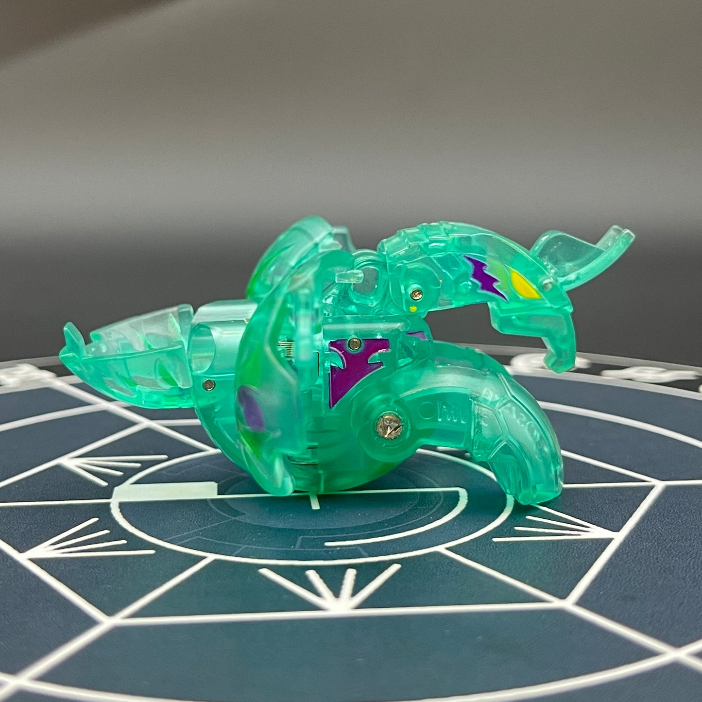 Ventus Storm Skyress B2 Translucent Bakugan Battle Brawlers