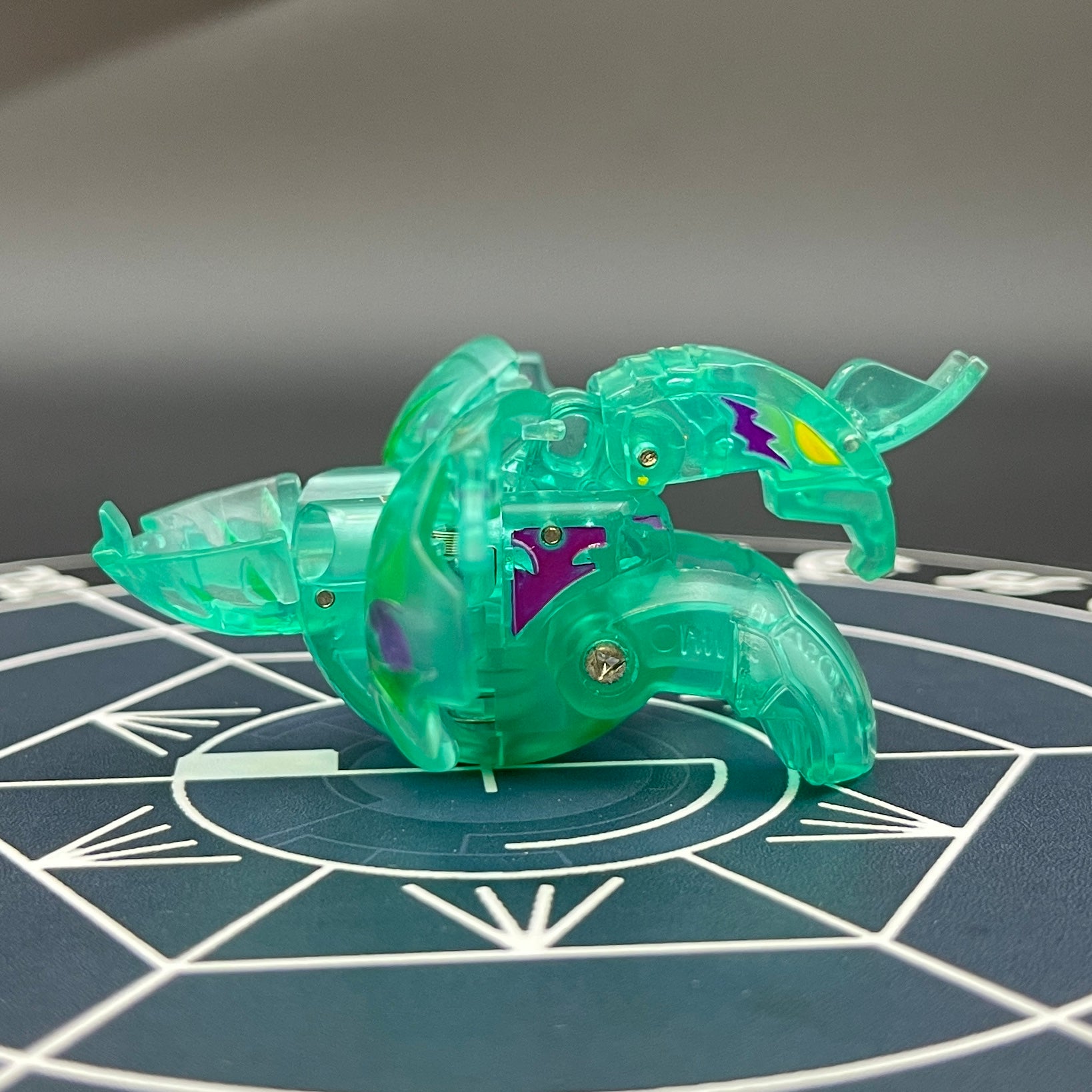 Ventus Storm Skyress B2 Translucent Bakugan Battle Brawlers