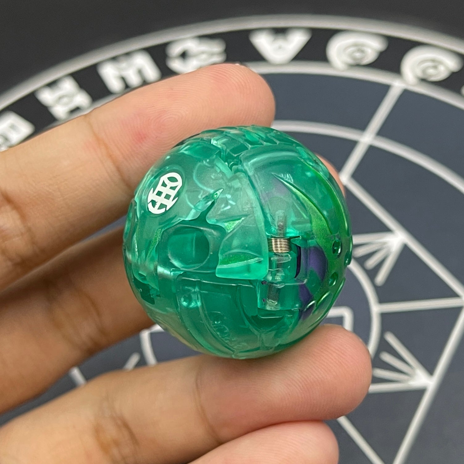 Ventus Storm Skyress B2 Translucent Bakugan Battle Brawlers