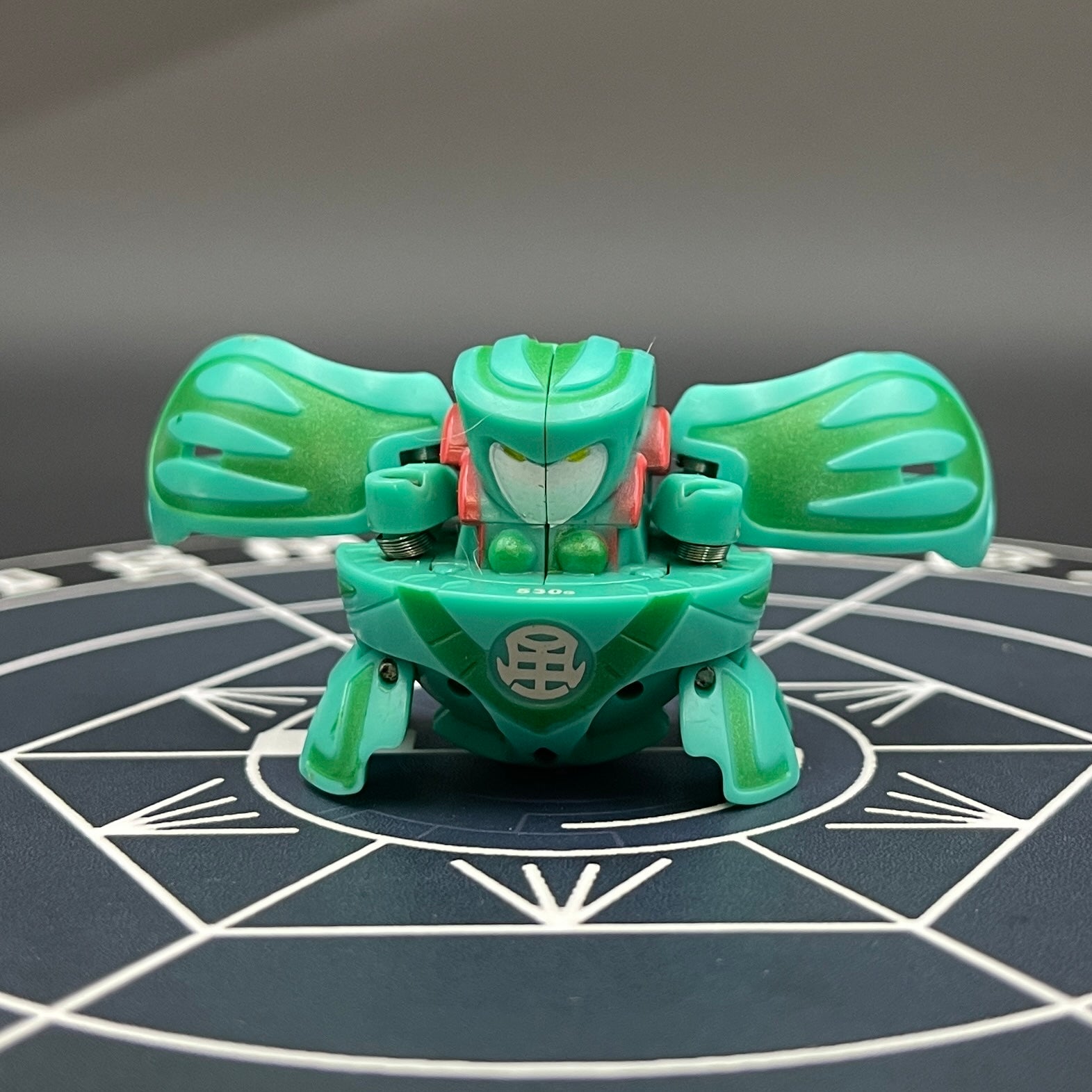 Ventus Monarus B2 Bakugan Battle Brawlers