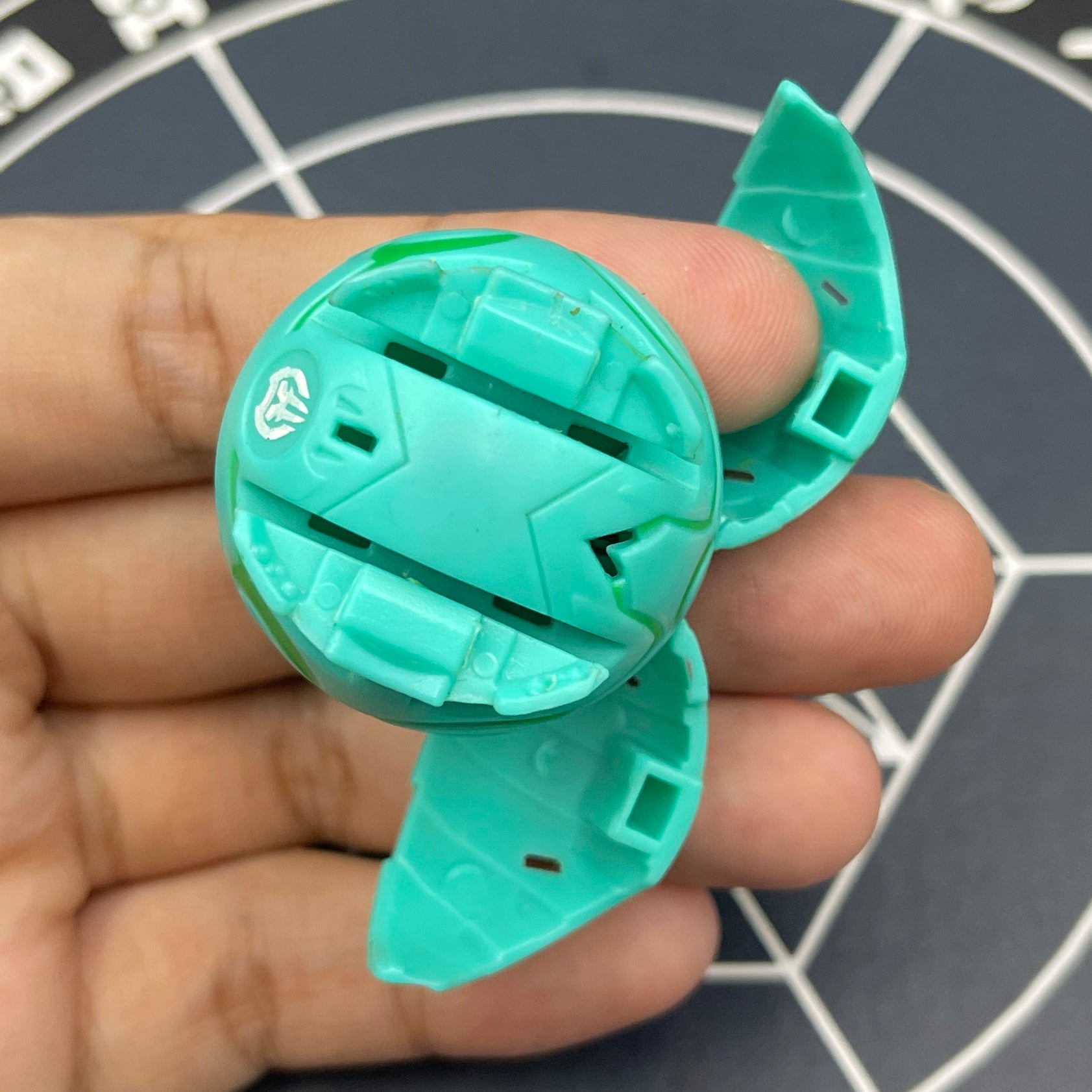 Ventus Ravenoid B2 Bakugan Battle Brawlers