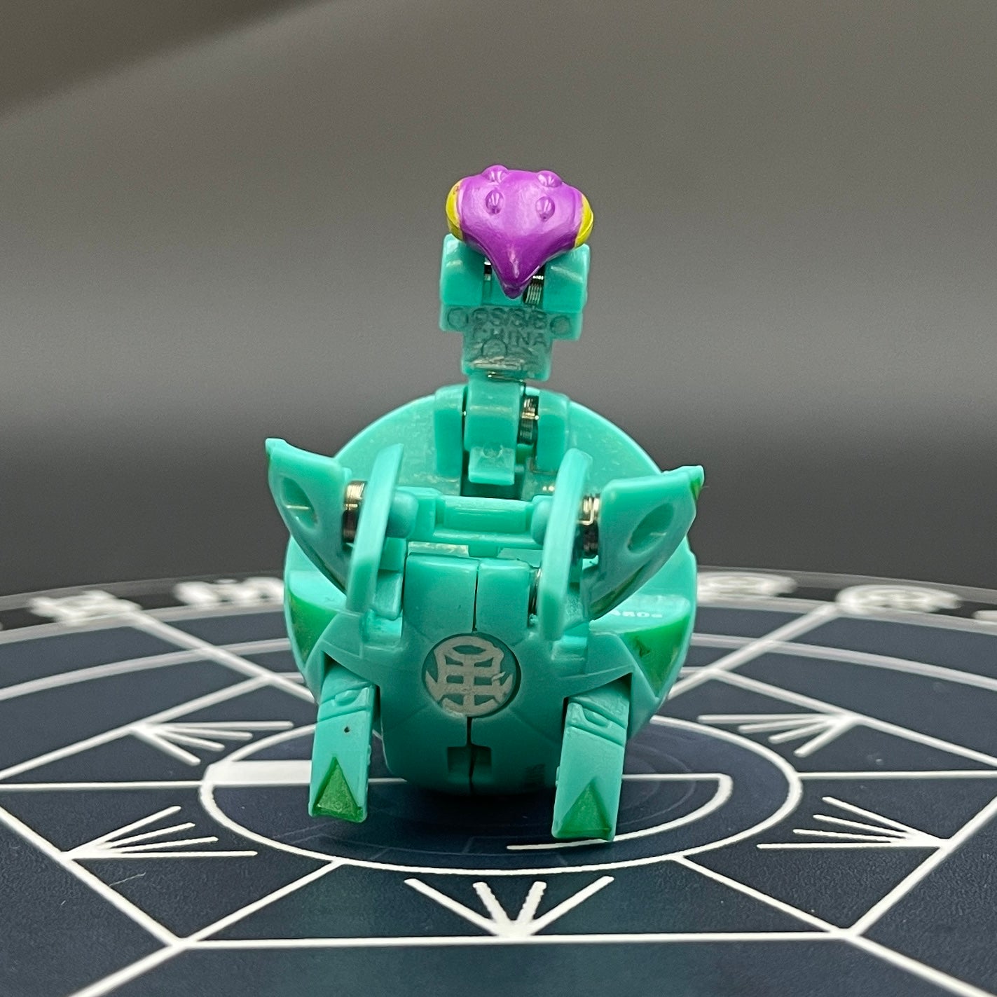 Ventus Mantris B2 Bakugan Battle Brawlers