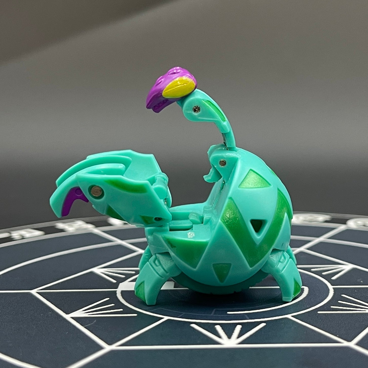 Ventus Mantris B2 Bakugan Battle Brawlers