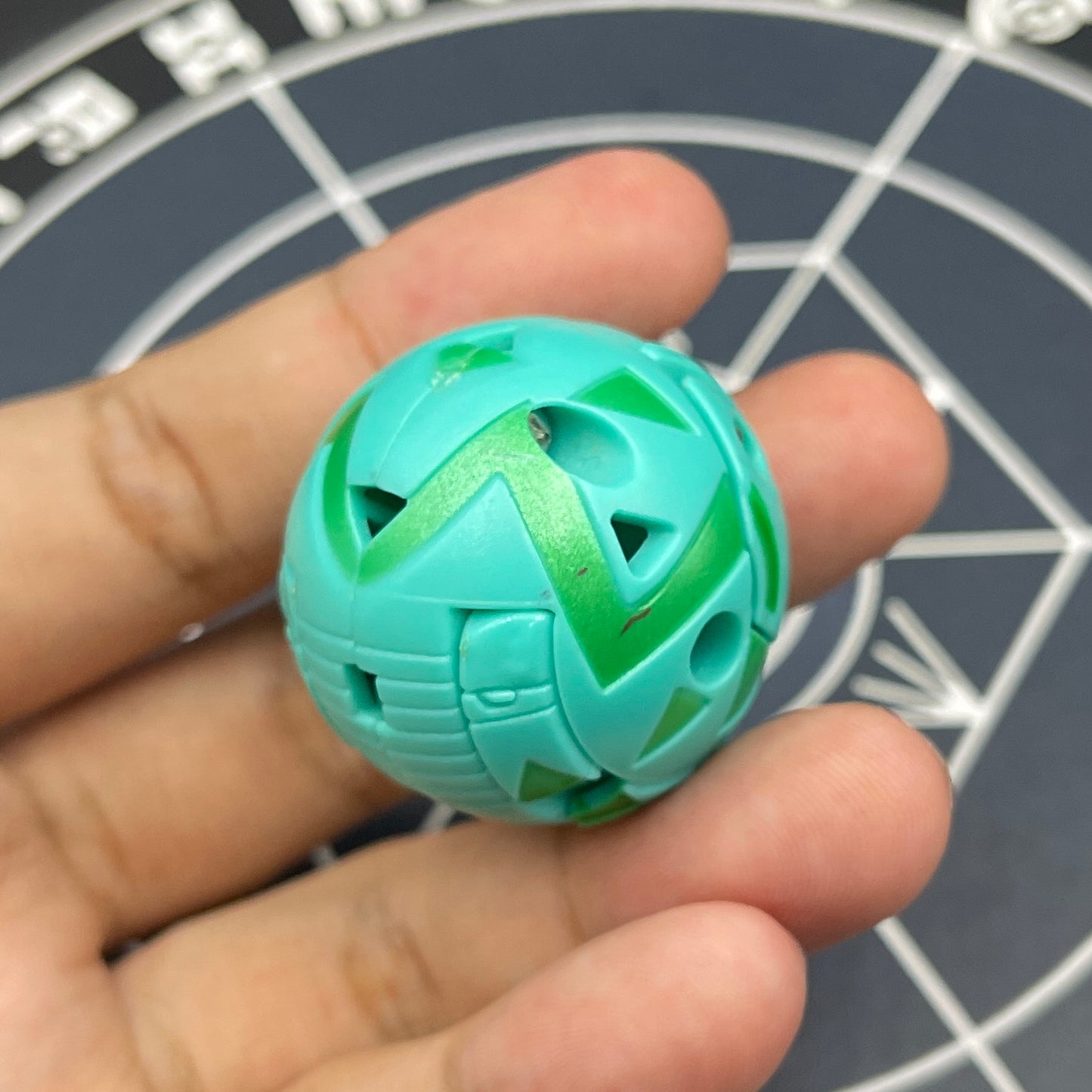Ventus Mantris B2 Bakugan Battle Brawlers
