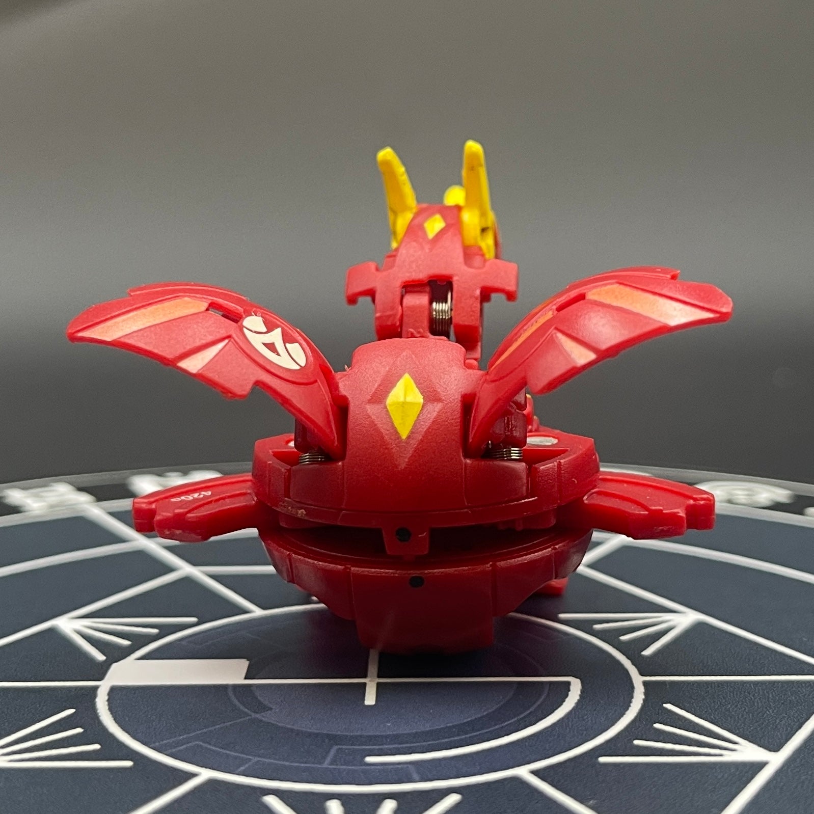 Pyrus Neo Dragonoid Vortex B2 Bakugan New Vestroia
