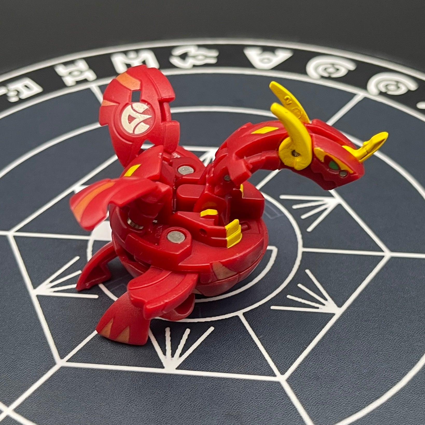 Pyrus Neo Dragonoid Vortex B2 Bakugan New Vestroia