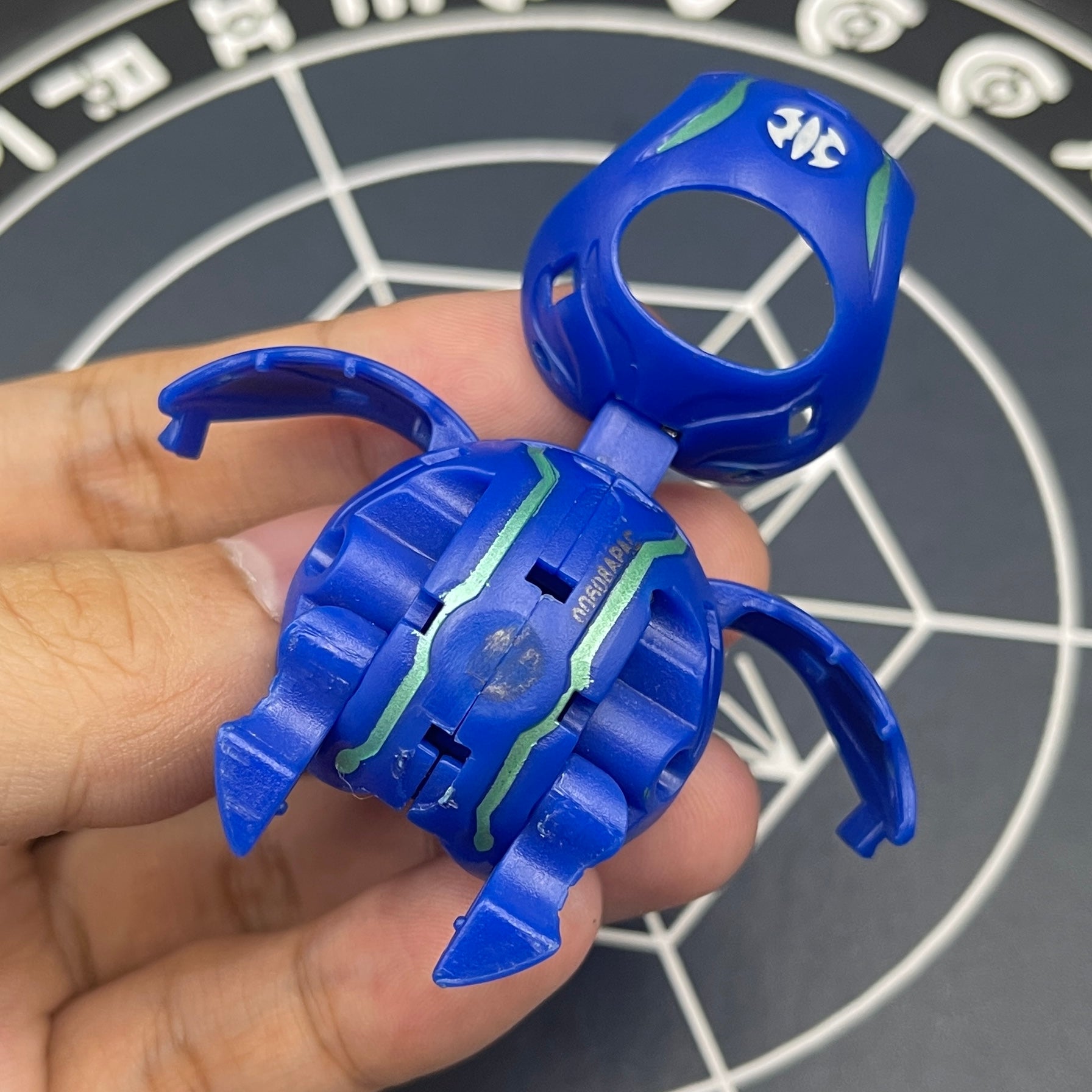 Aquos Elfin B2 Bakugan New Vestroia