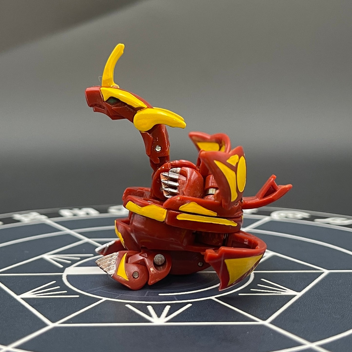 Cross Dragonoid B2 Pyrus Custom Painted | Bakugan New Vestroia