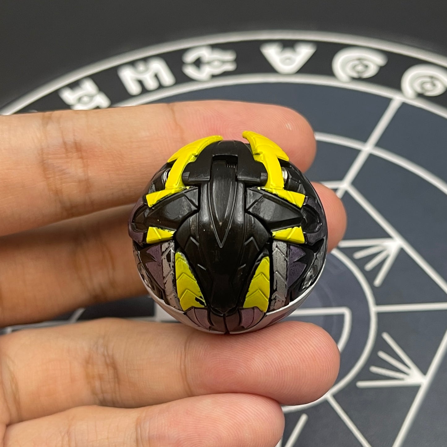 Knight Percival B2 Darkus | Bakugan New Vestroia