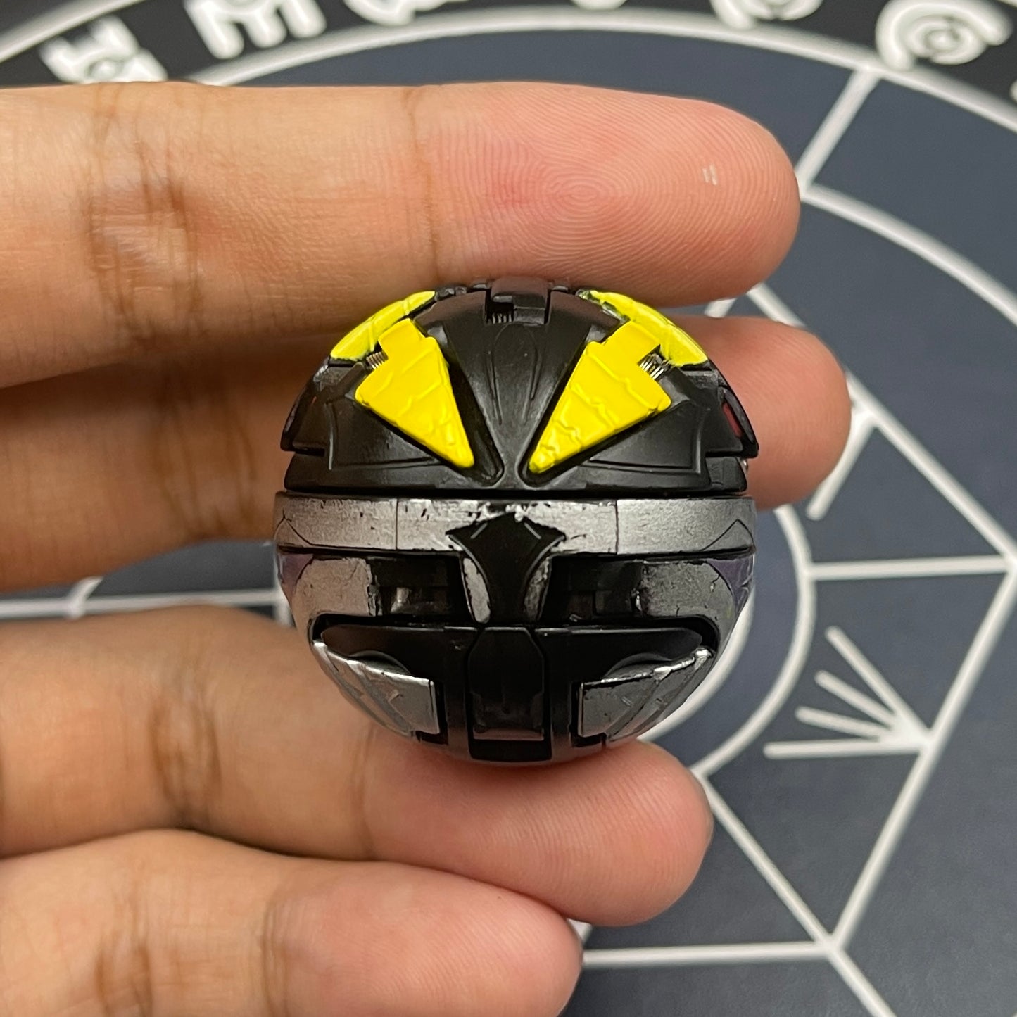 Knight Percival B2 Darkus | Bakugan New Vestroia