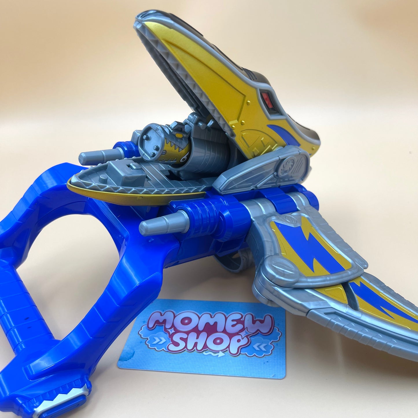 DX Gaburi Changer & Gold Ptera Morpher from Power Rangers Dino Charge 2015, also known as DX Change from Super Sentai Kyoryuger 2013, vintage DX Morpher roleplay collectible for Dino Charge Gold Ranger fans.