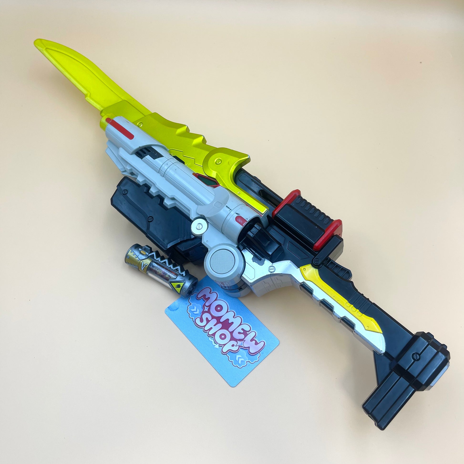 DX Gaburicalibur - Dino Saber from Power Rangers Dino Charge 2015, also known as DX Change from Super Sentai Kyoryuger 2013, vintage DX Morpher roleplay collectible for Dino Charge Rangers fans.