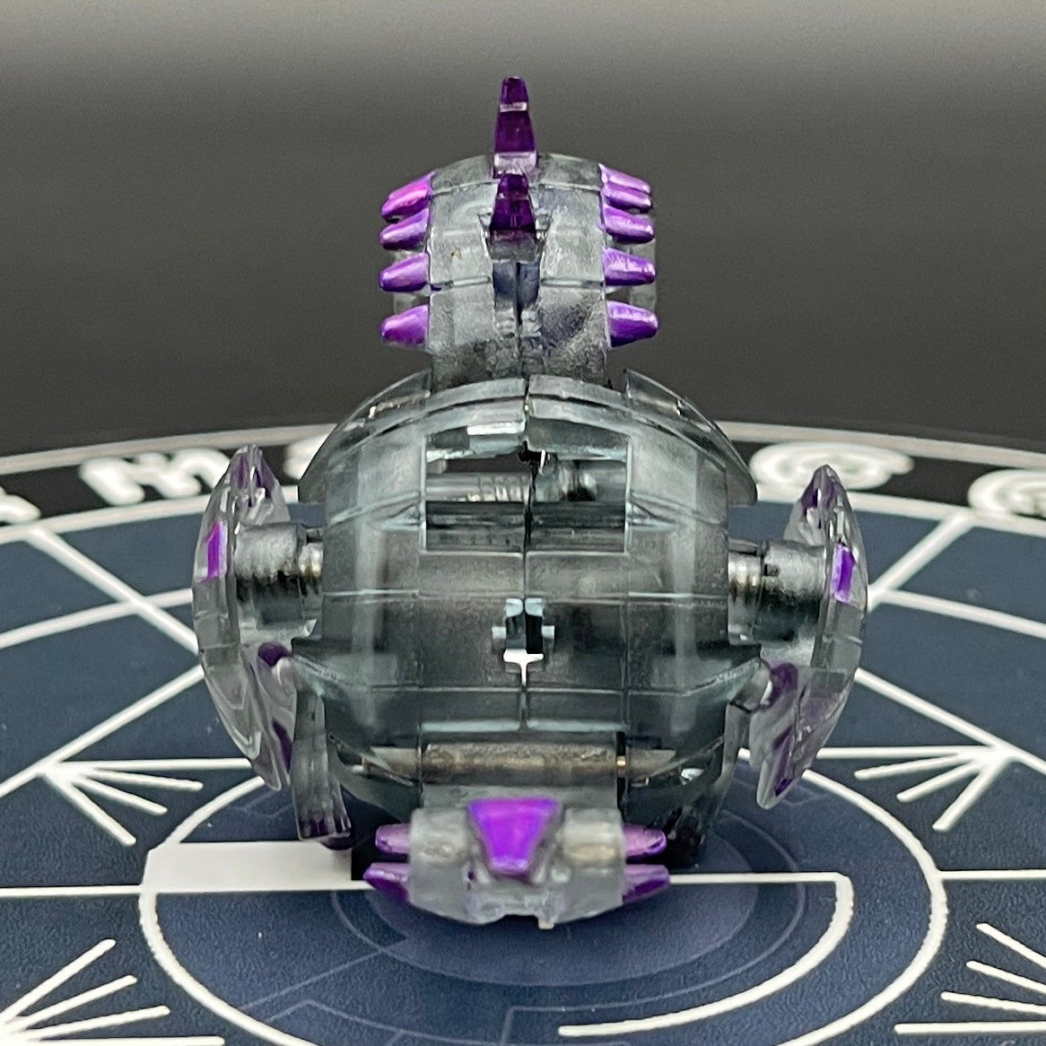 Darkus Hydranoid Single Headed B2 Translucent Bakugan Battle Brawlers